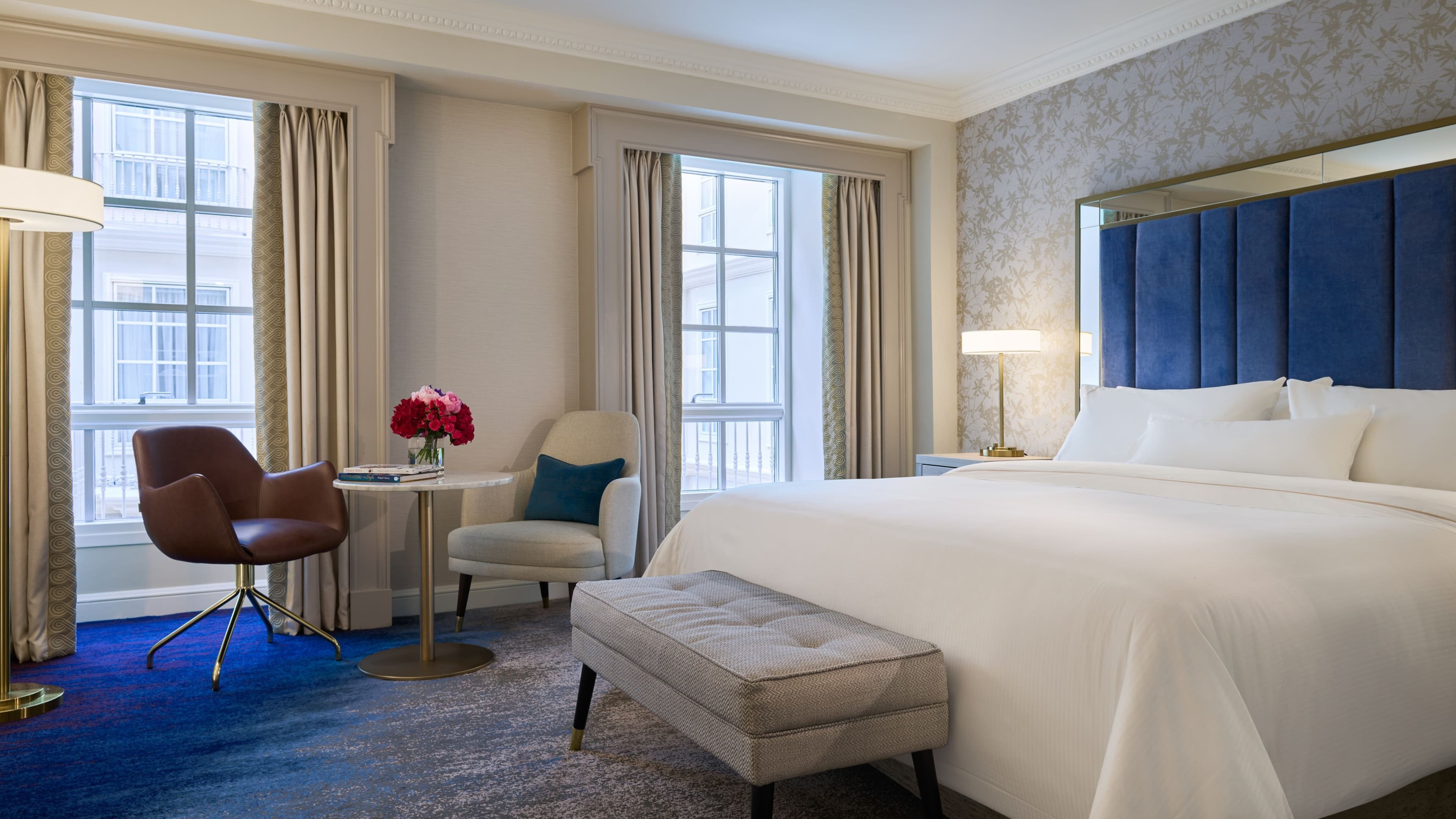 Deluxe King - Image 1