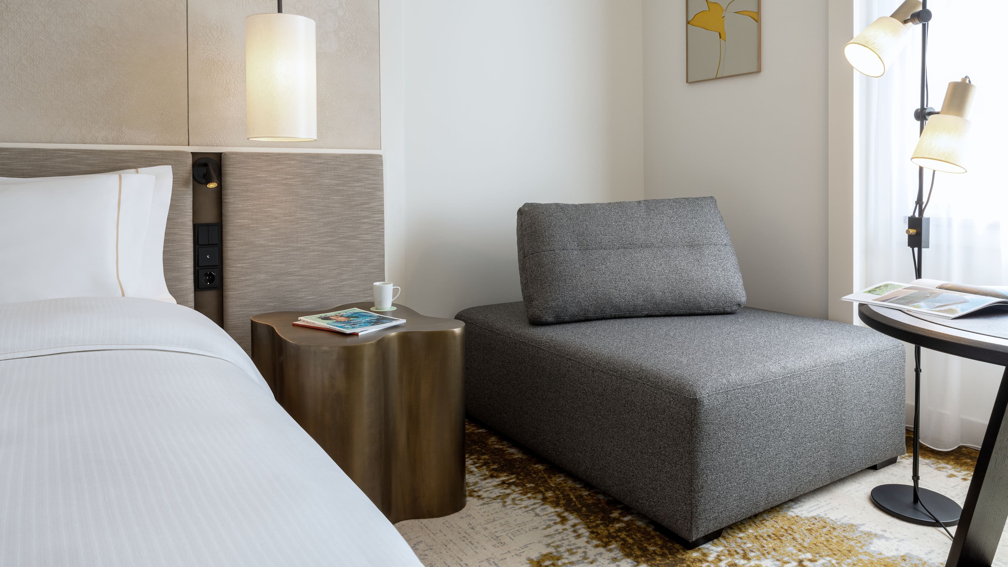 Deluxe Guest room - Image 3