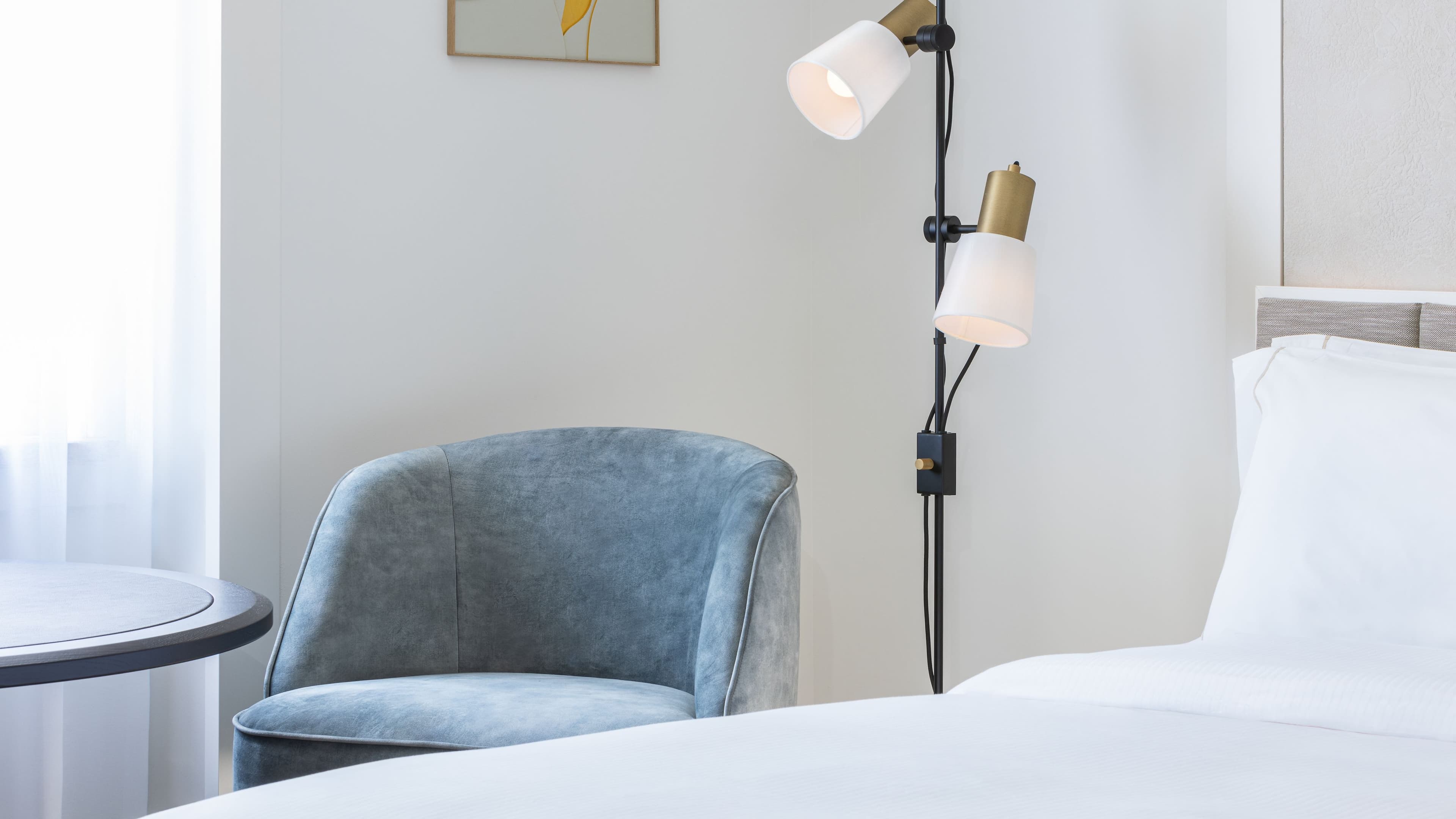 Deluxe Guest room - Image 4