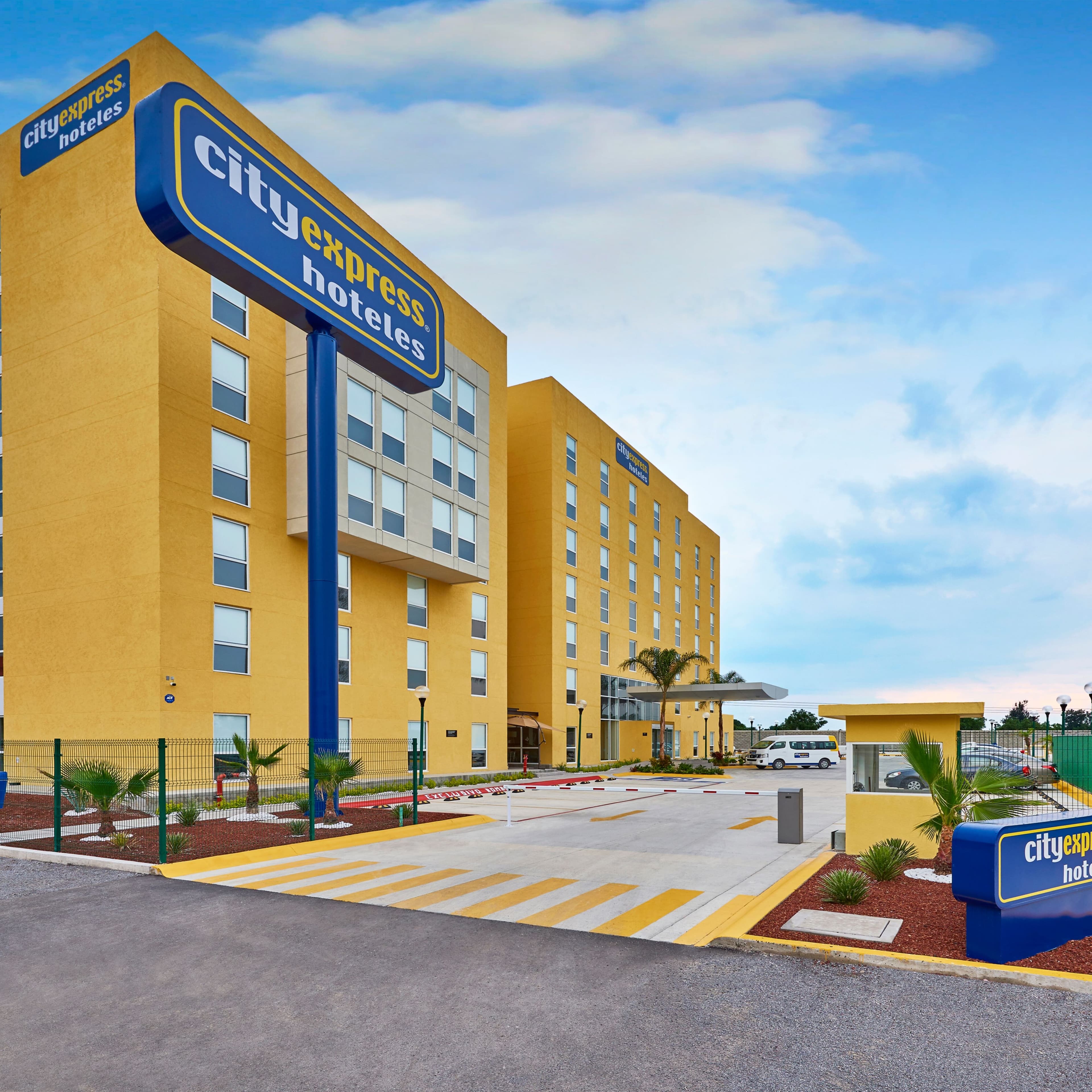 City Express by Marriott Celaya Galerias