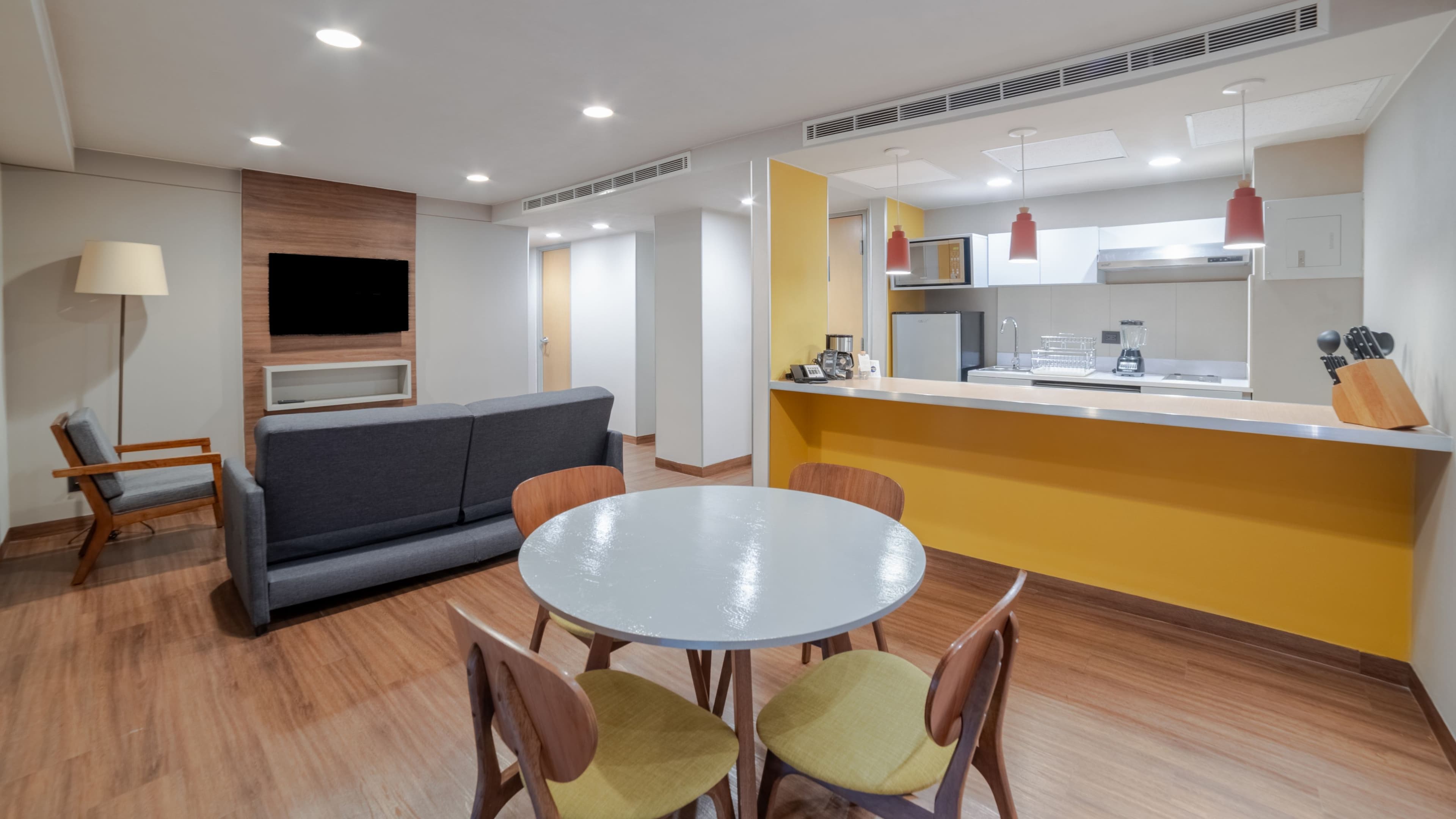 1 Bedroom Suite - Image 3