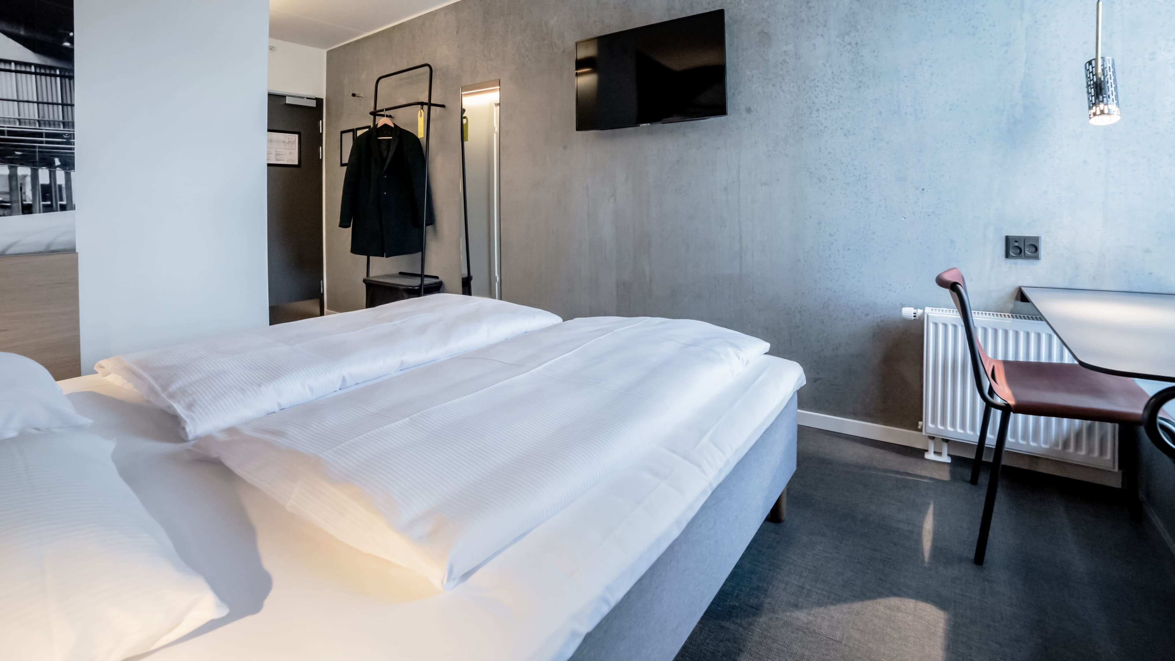 Standard Double Room - Image 2