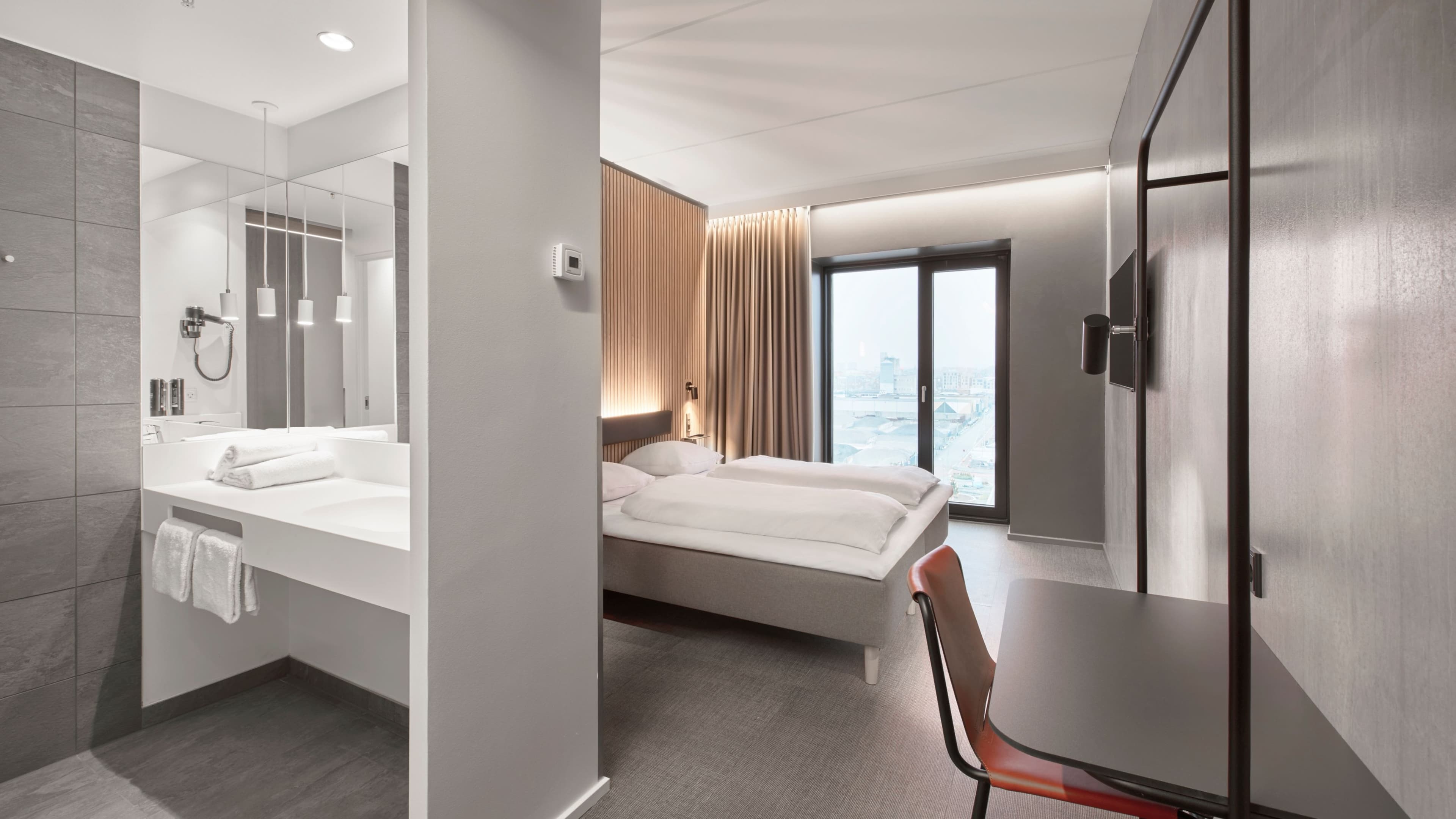 Standard Double Room - Image 2