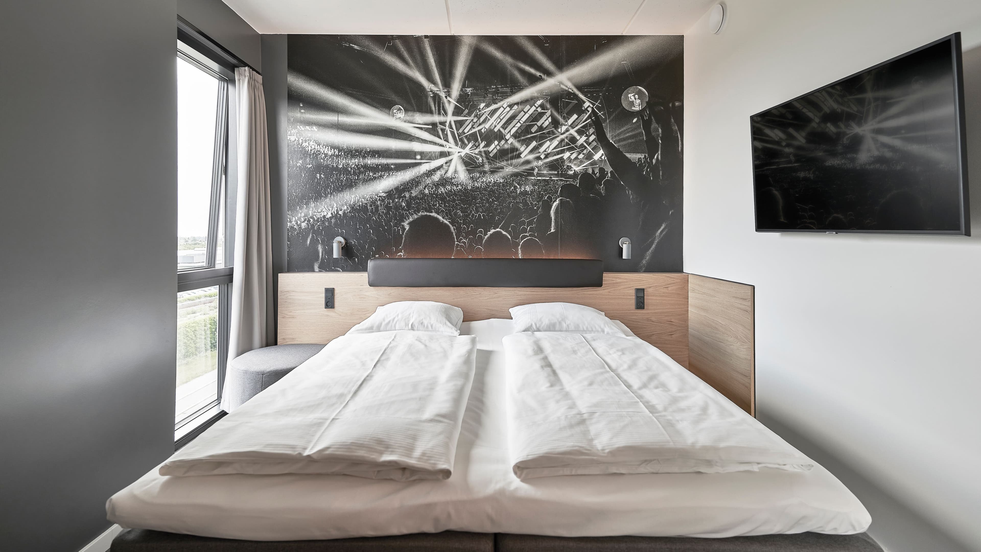 Standard Double Room - Image 2