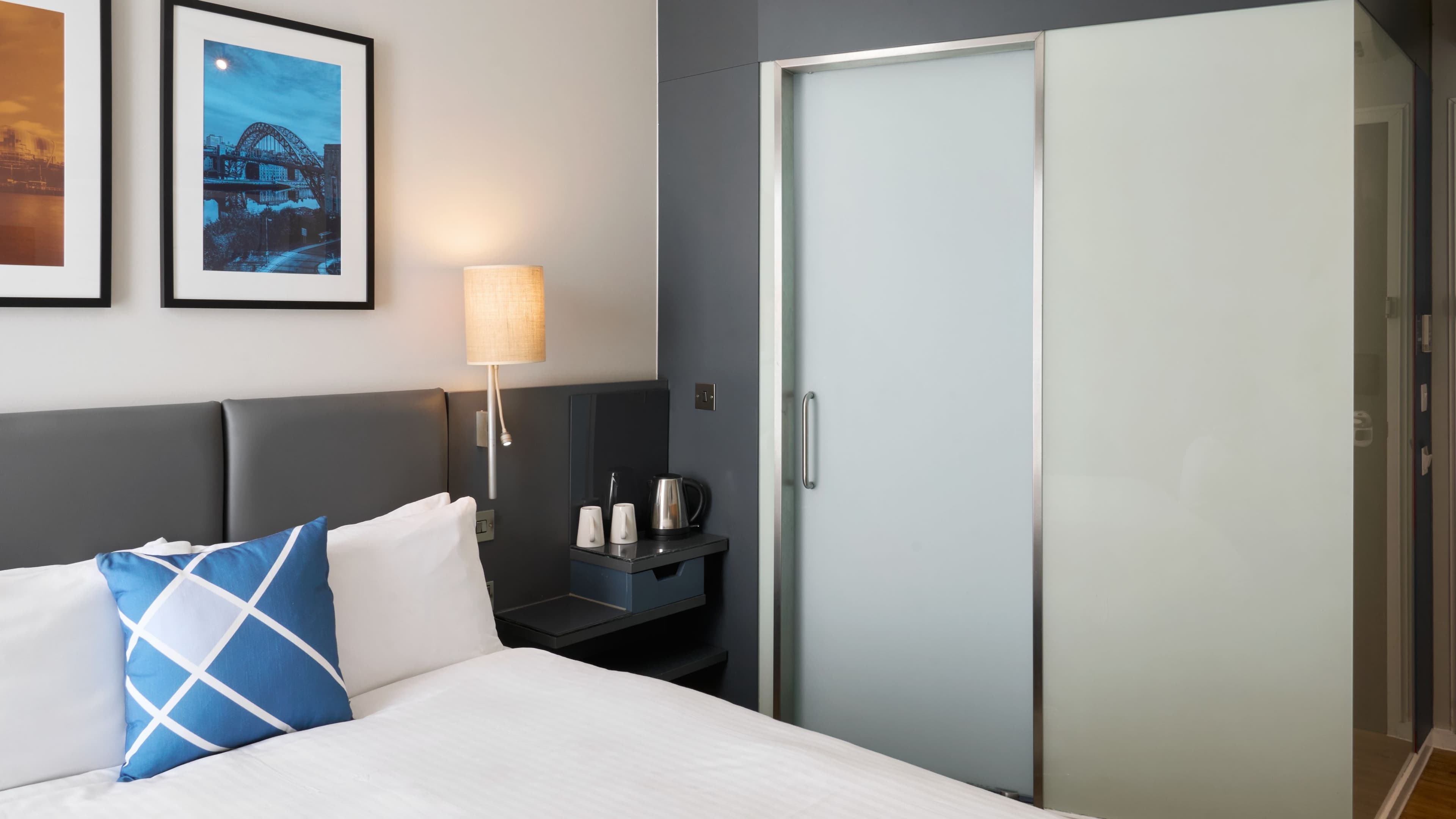 Standard Double - Image 4