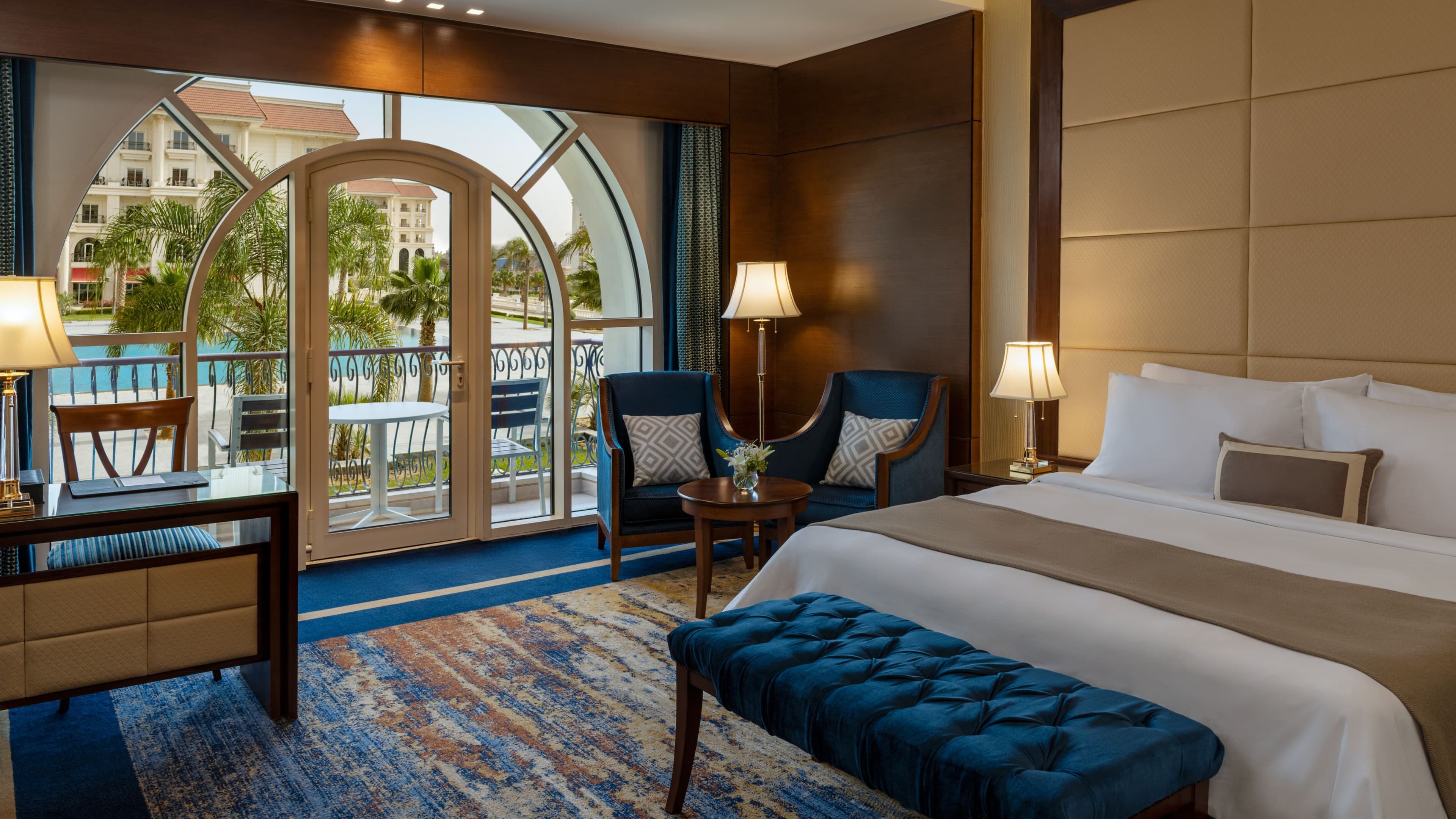 Deluxe Room - Image 1