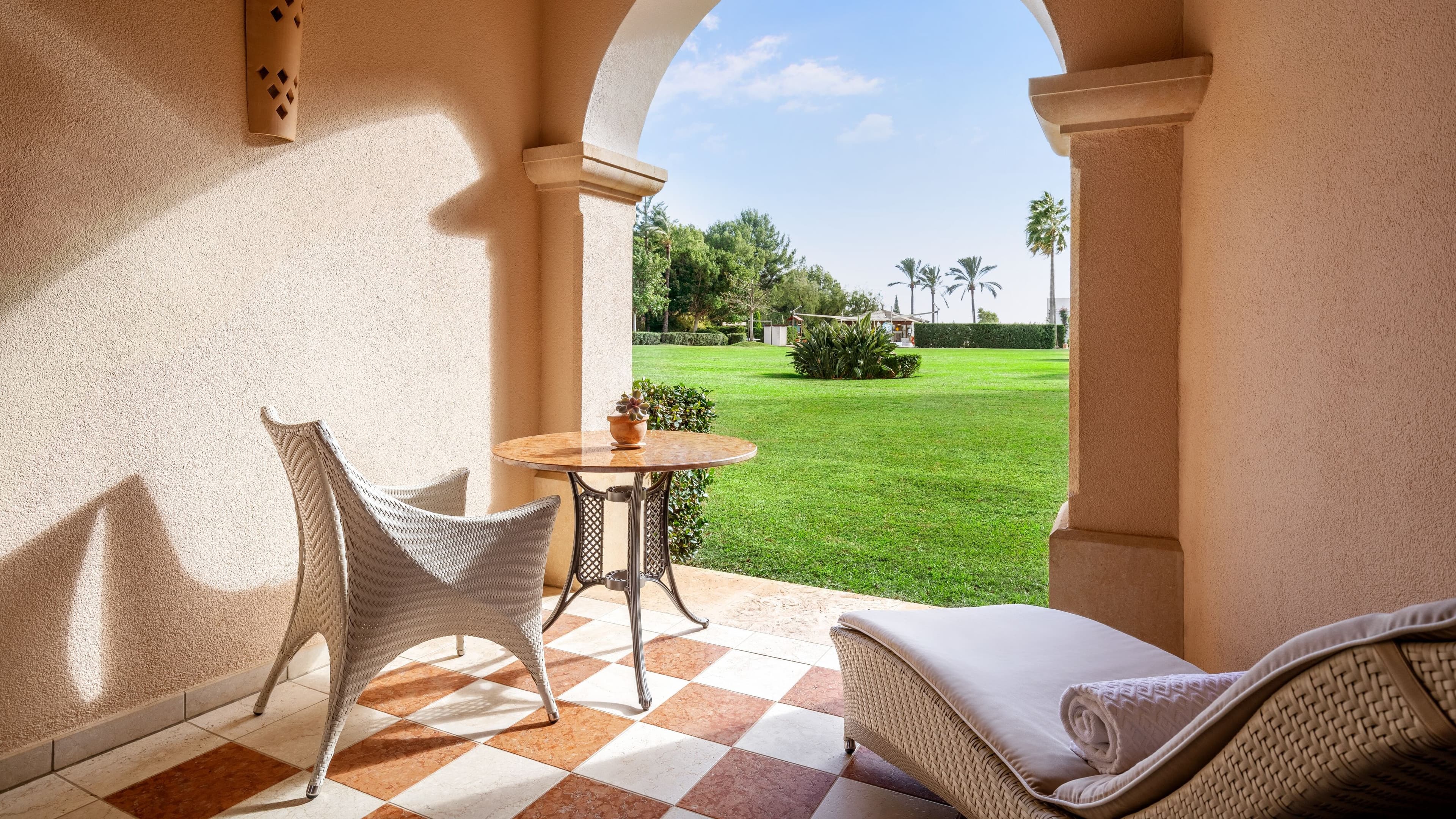 Grand Deluxe Garden - Image 4