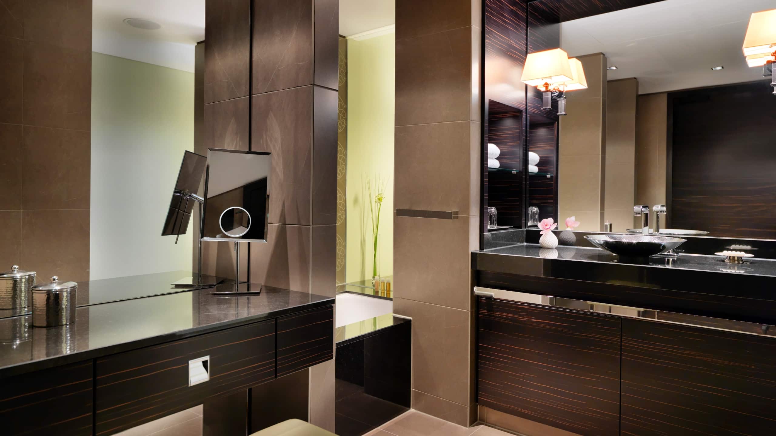 1 King Bed - Image 2