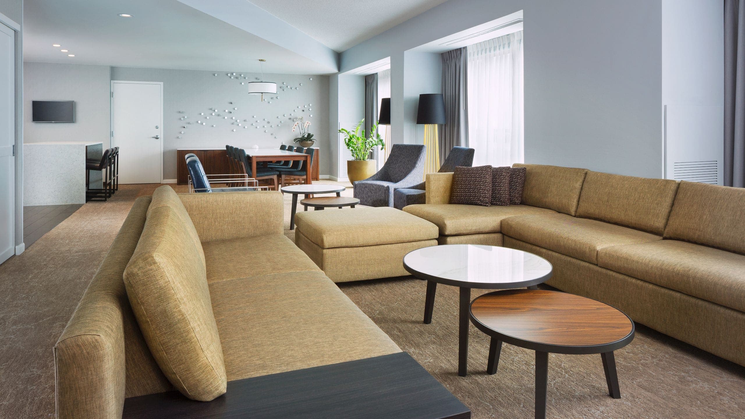 Premier Suite - Image 1