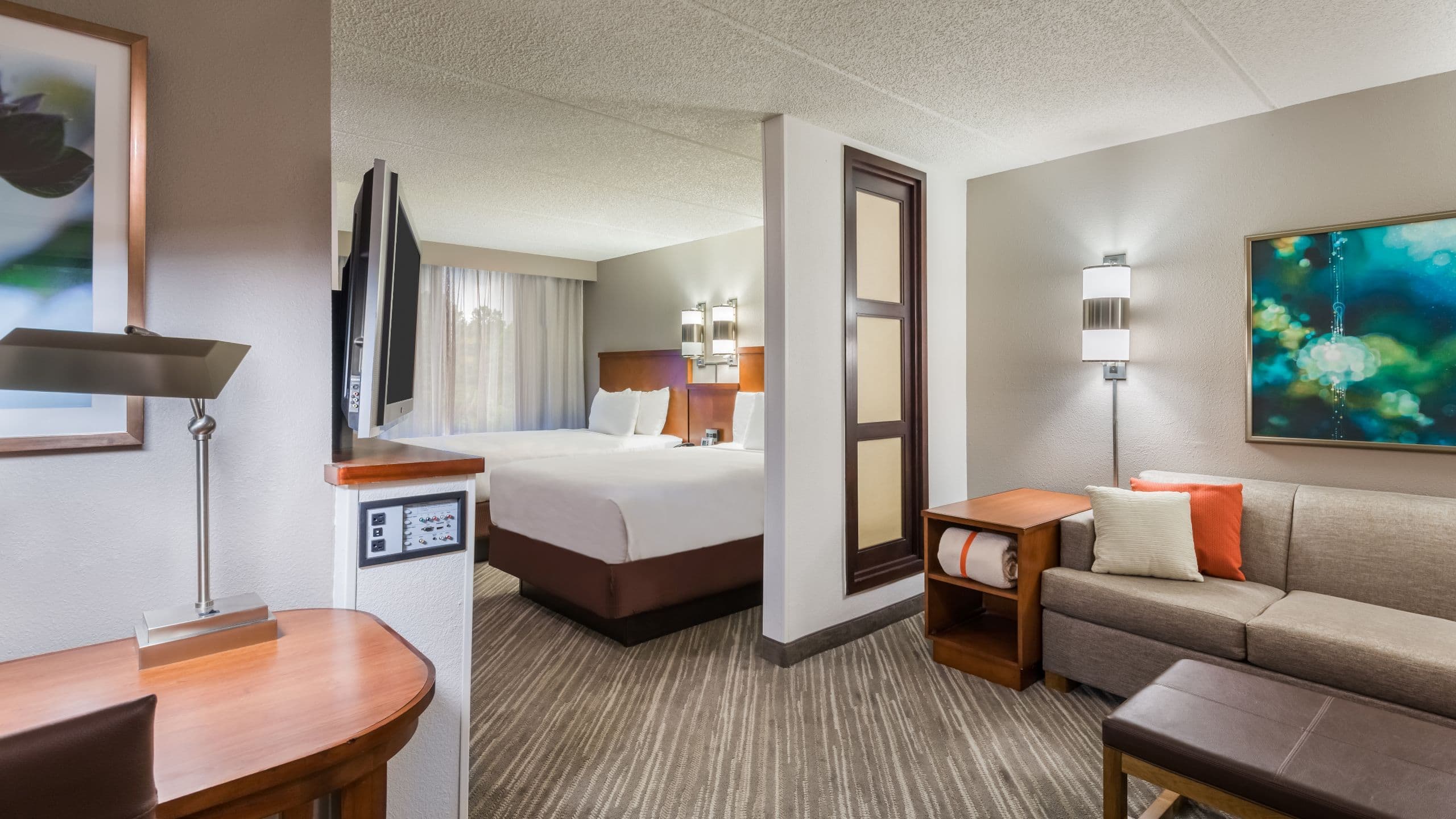 Two Double Beds (With Sofa Bed) - Image 3