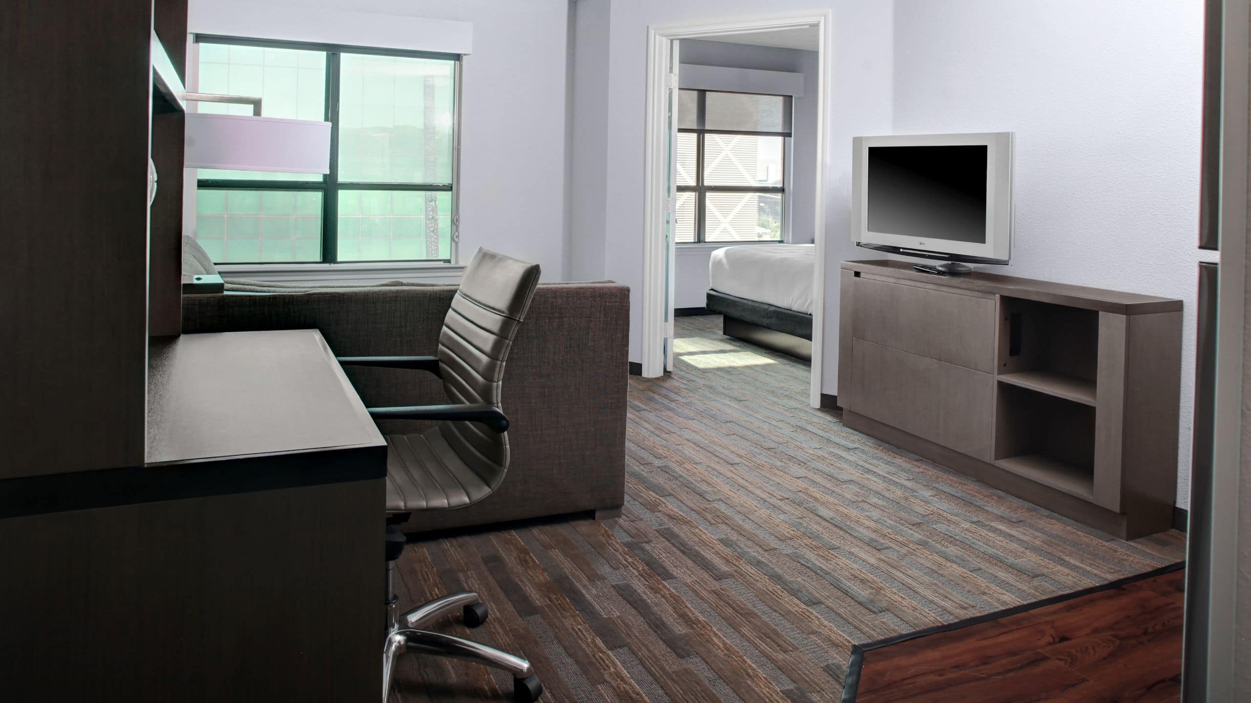 One Bedroom King Suite - Image 1