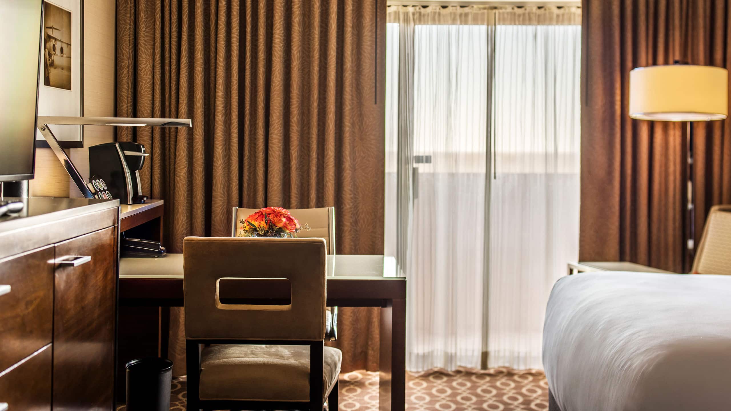 2 Double Beds Private Balcony - Image 2