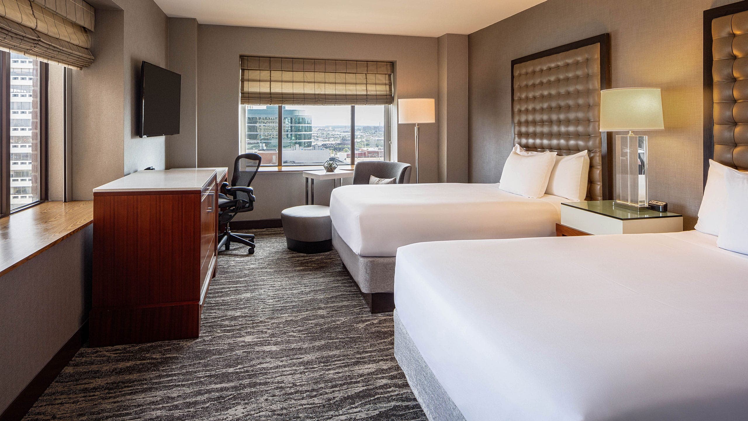 2 Double Beds Accessible Tub - Image 1