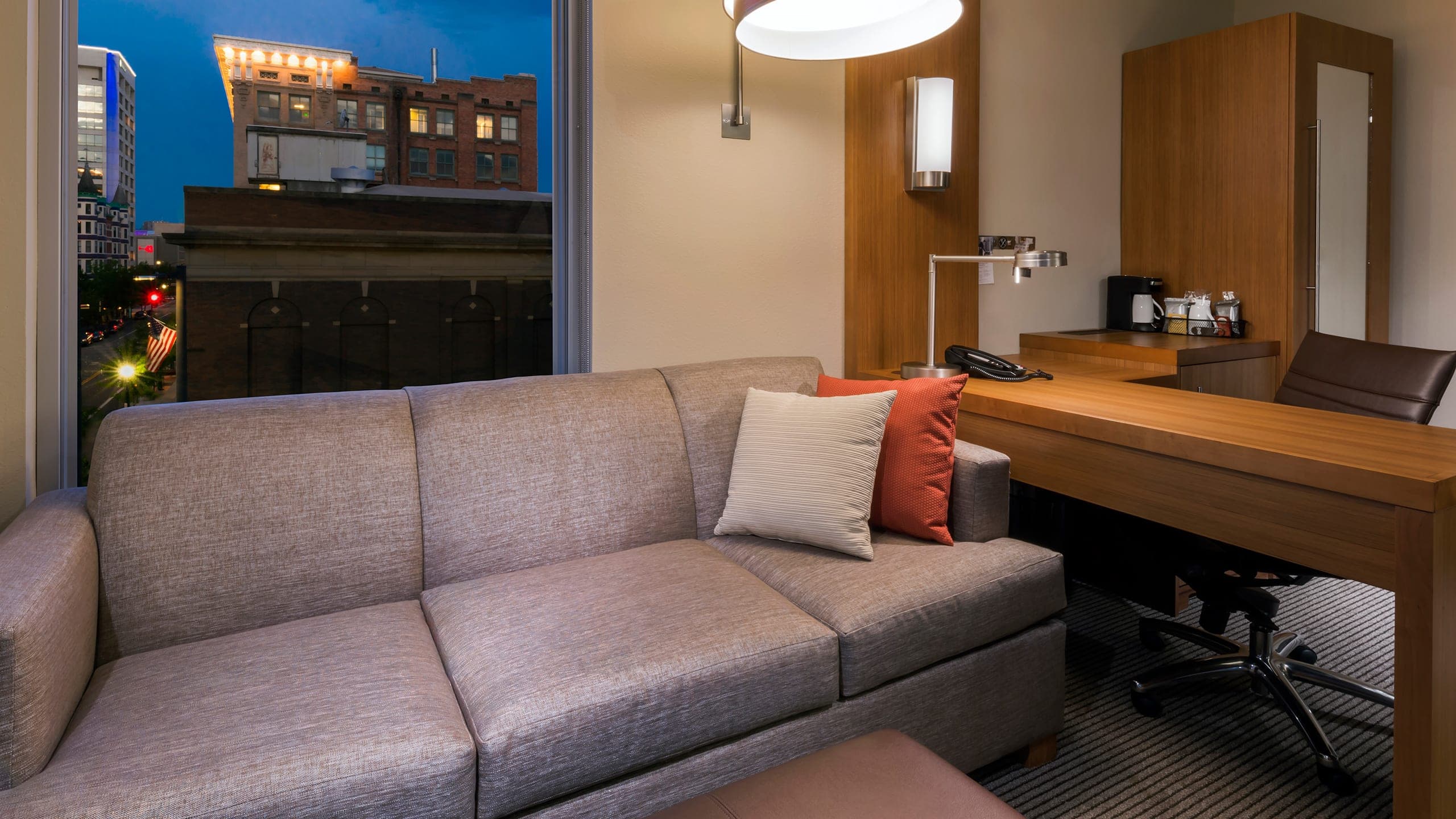 Standard King - Image 2