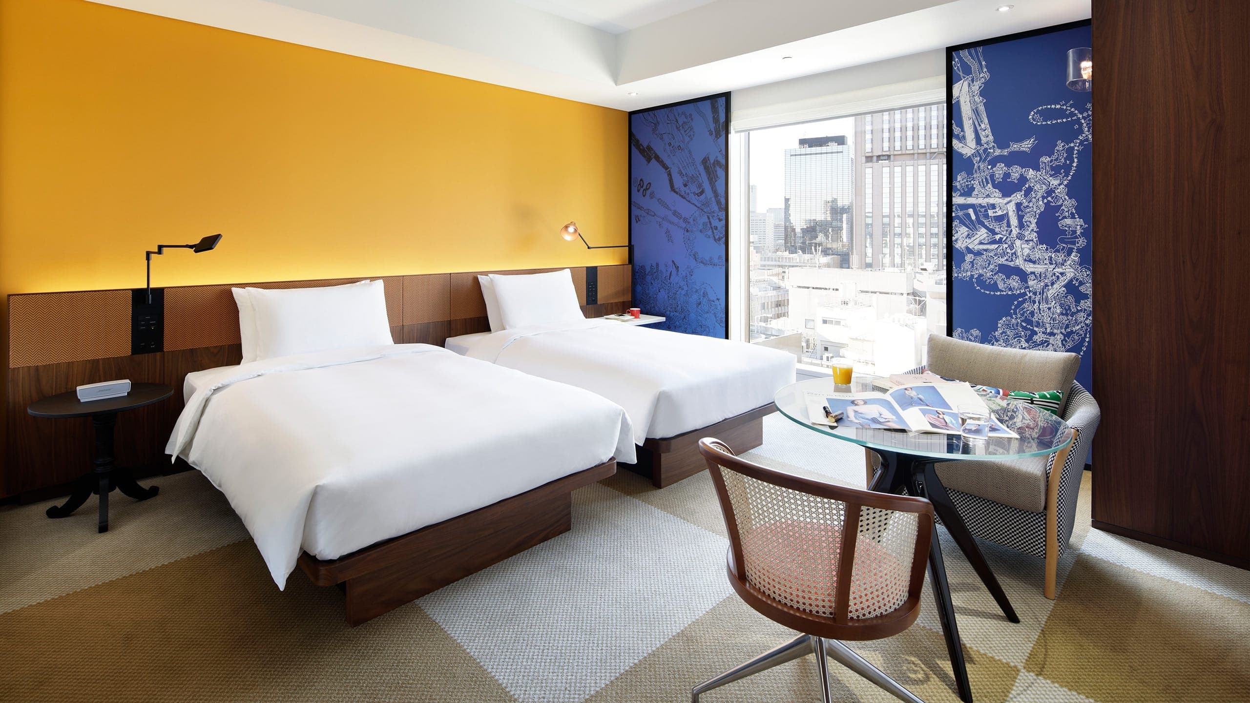 2 Twin Beds - Image 1