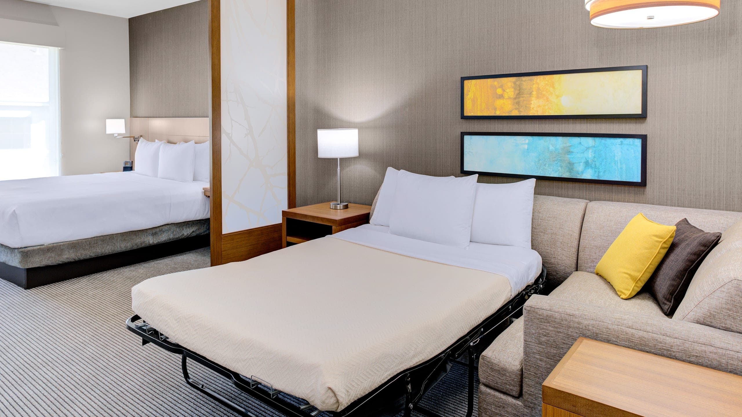 King Bed (with sofa bed) - Image 2