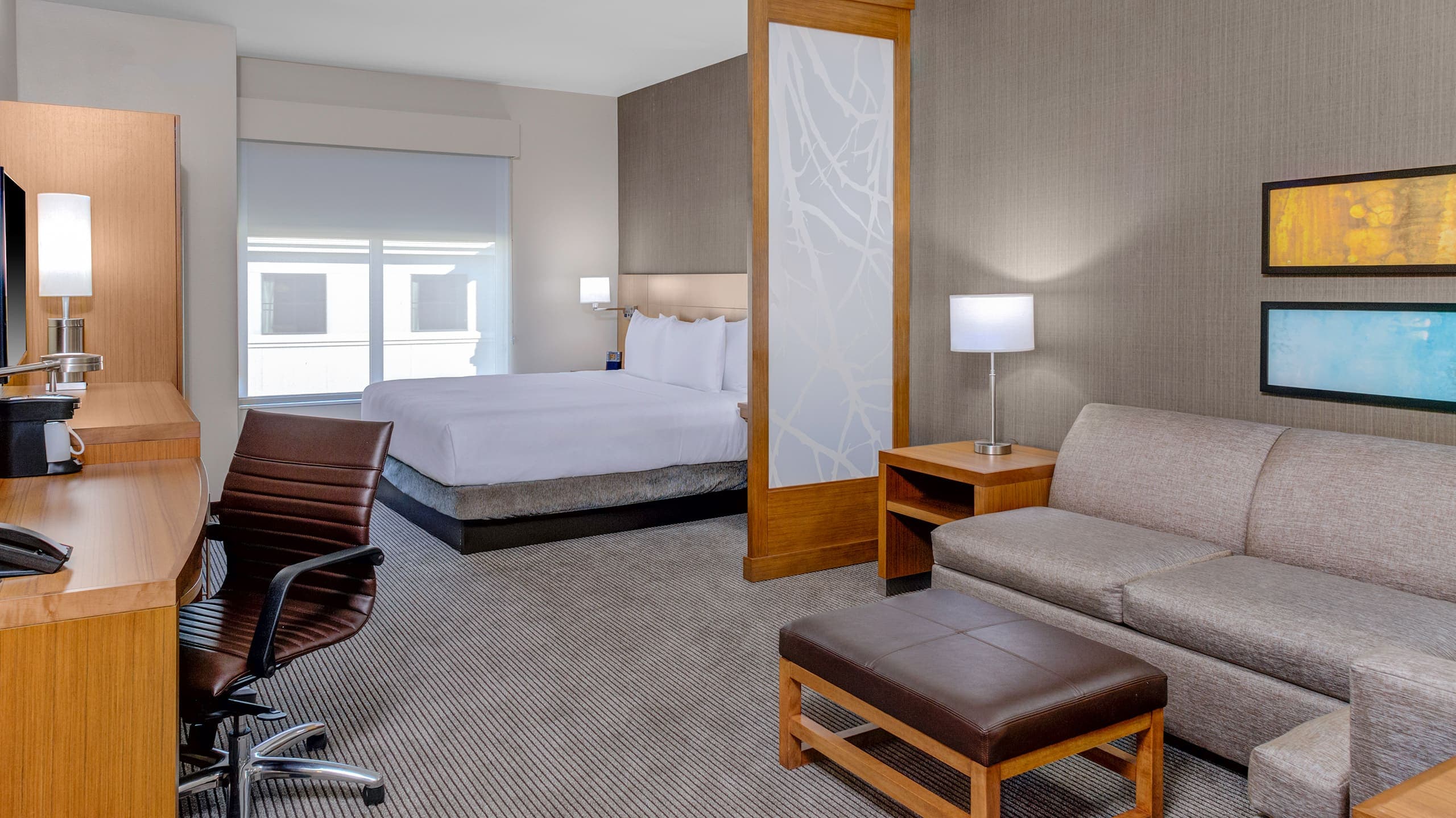 King Bed (with sofa bed) - Image 1