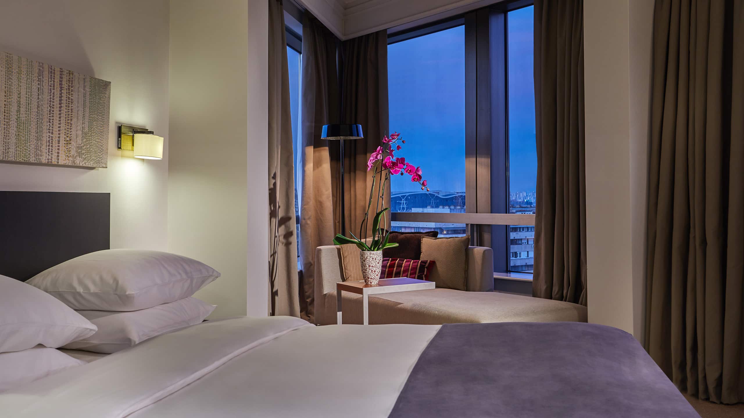 Regency Suite King - Image 5