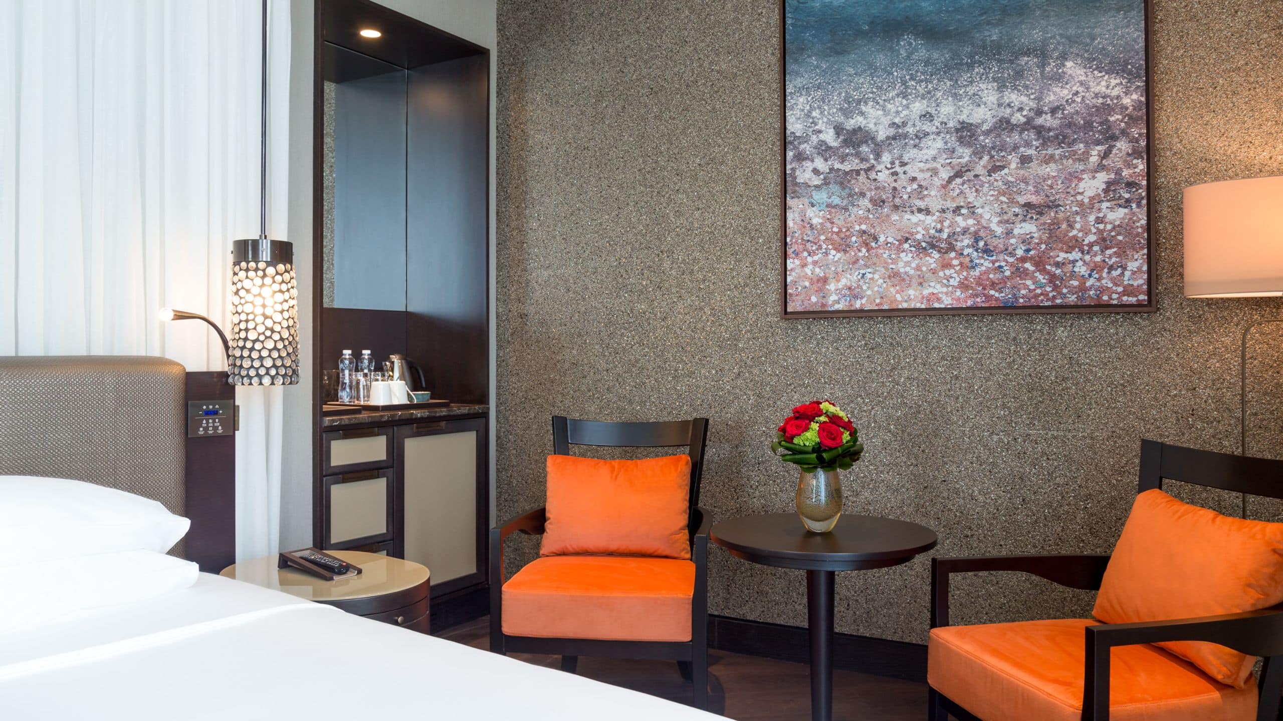 2 Twin Beds With Balcony - Image 5