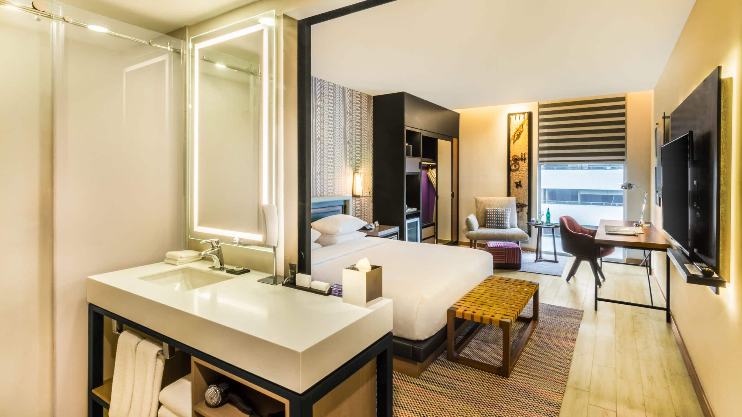 1 King Bed - Image 1