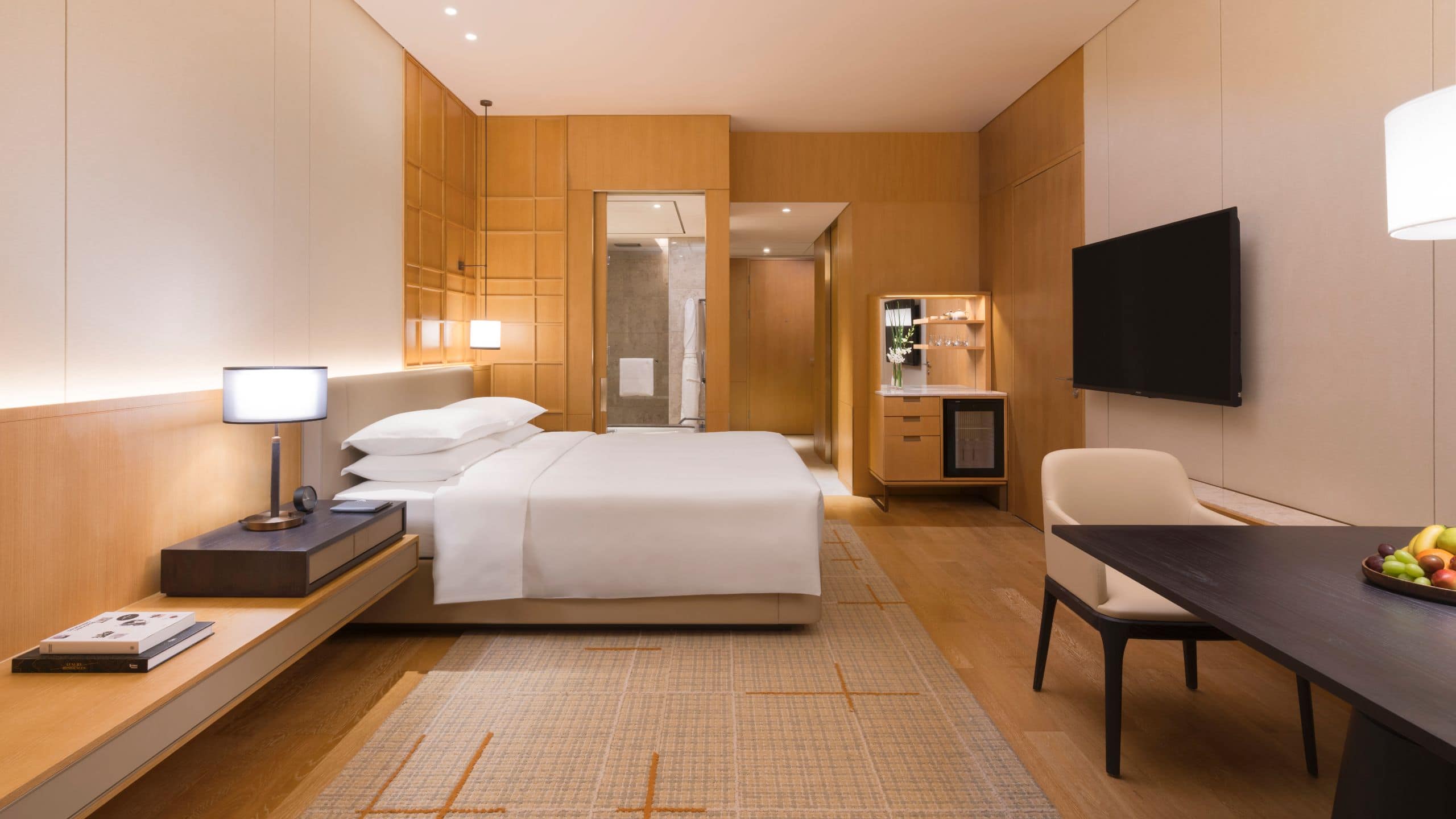 1 King Bed - Image 1