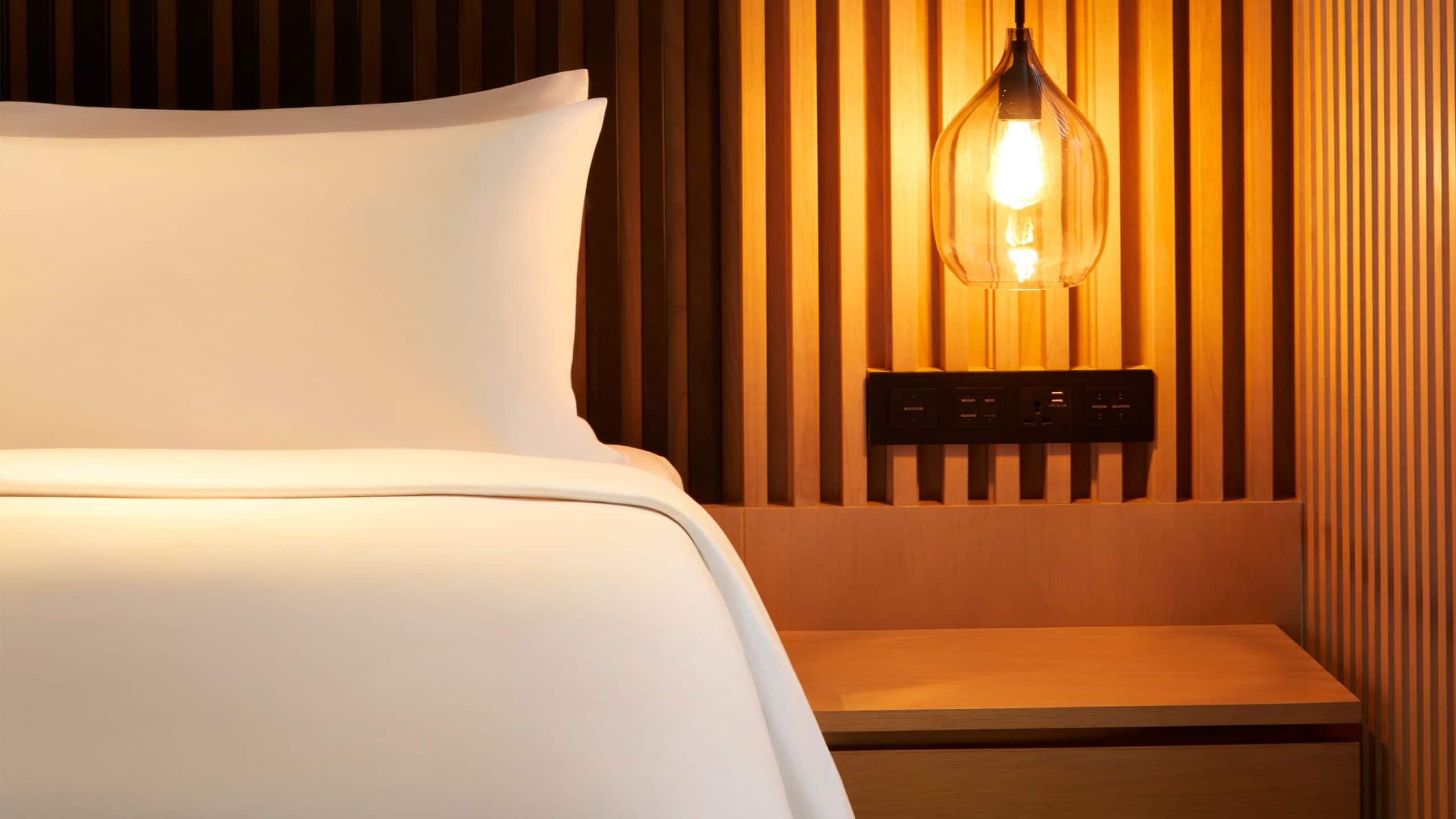 1 King Bed - Image 2