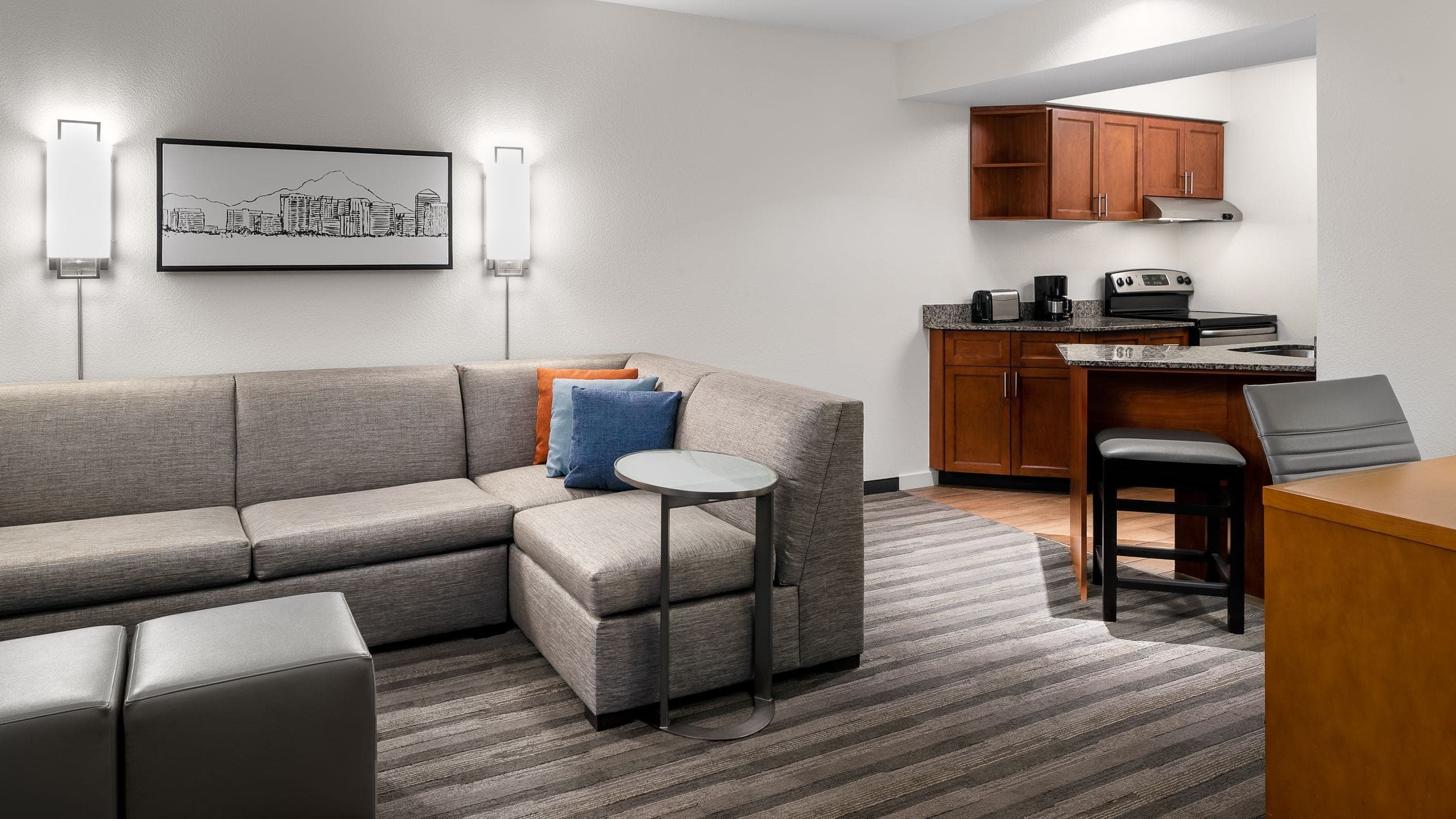 One Bedroom King Suite - Image 1