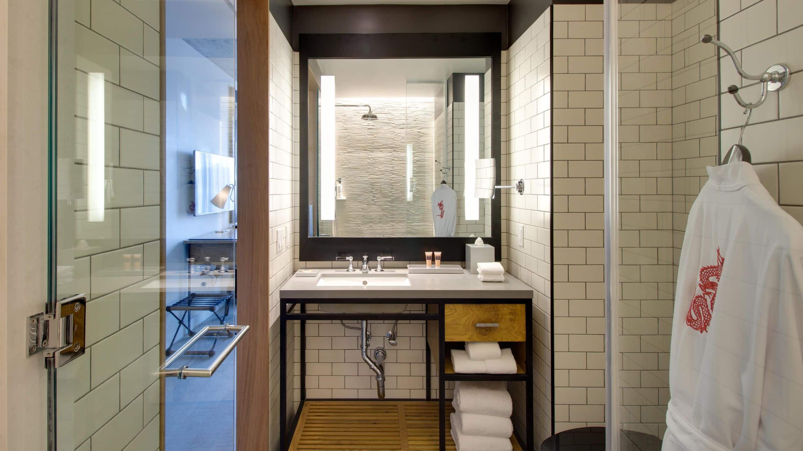 2 Double Beds - Image 2