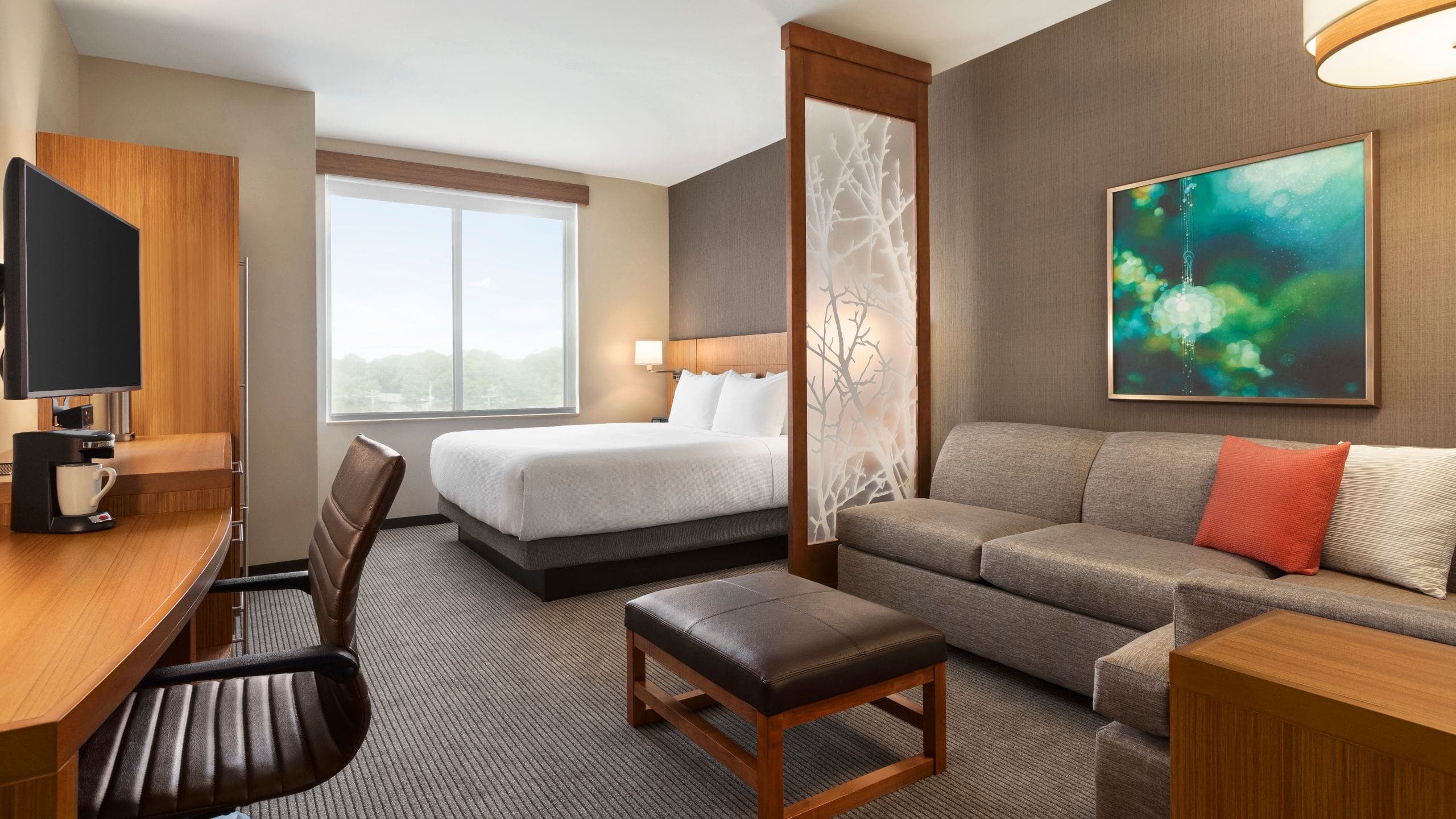 King Bed (plus sofa bed) - Image 1