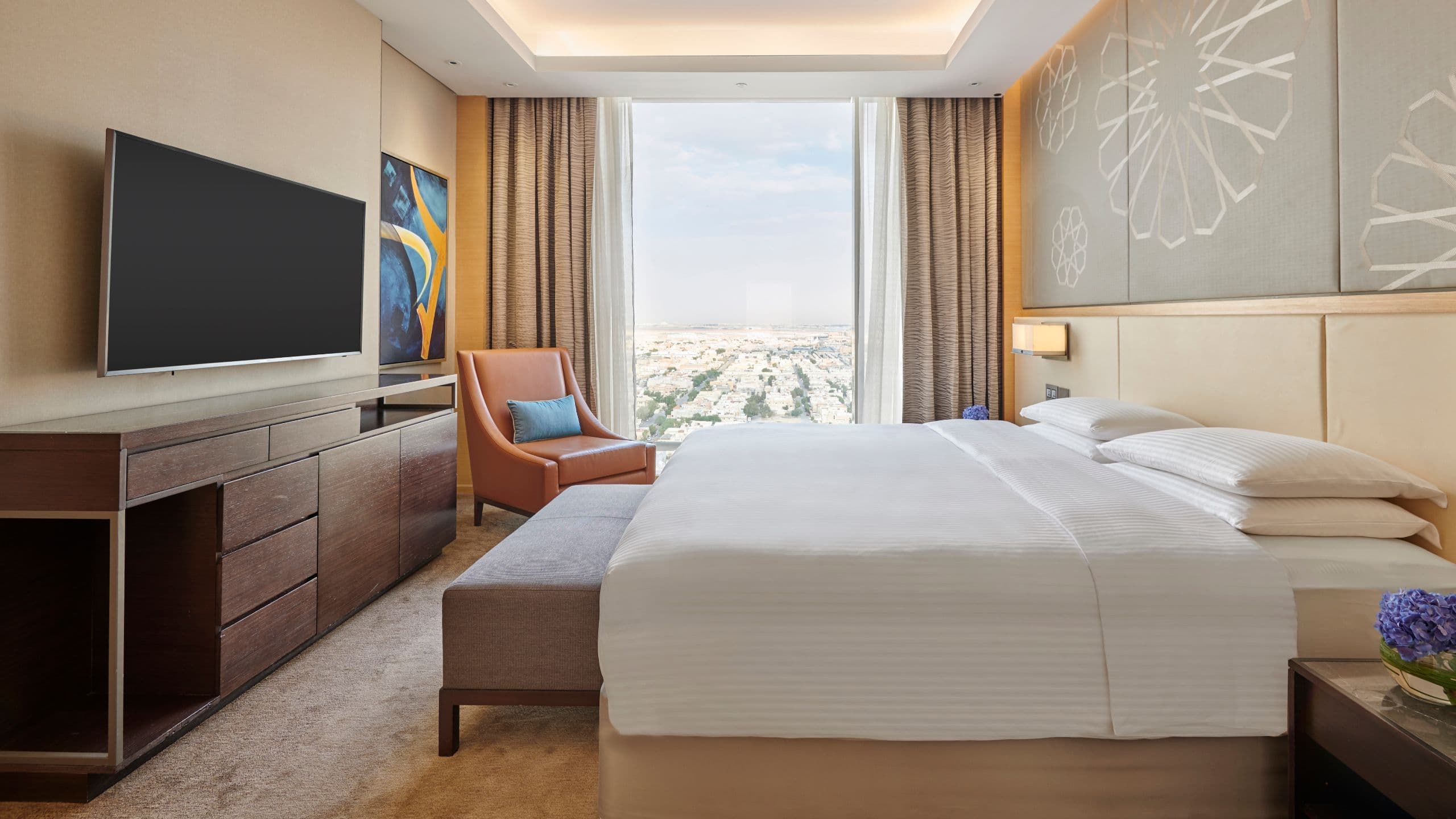 Regency Suite King - Image 2