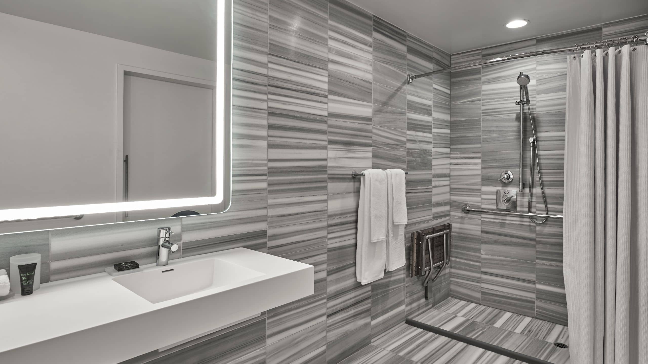 1 King Bed with ADA Shower - Image 2