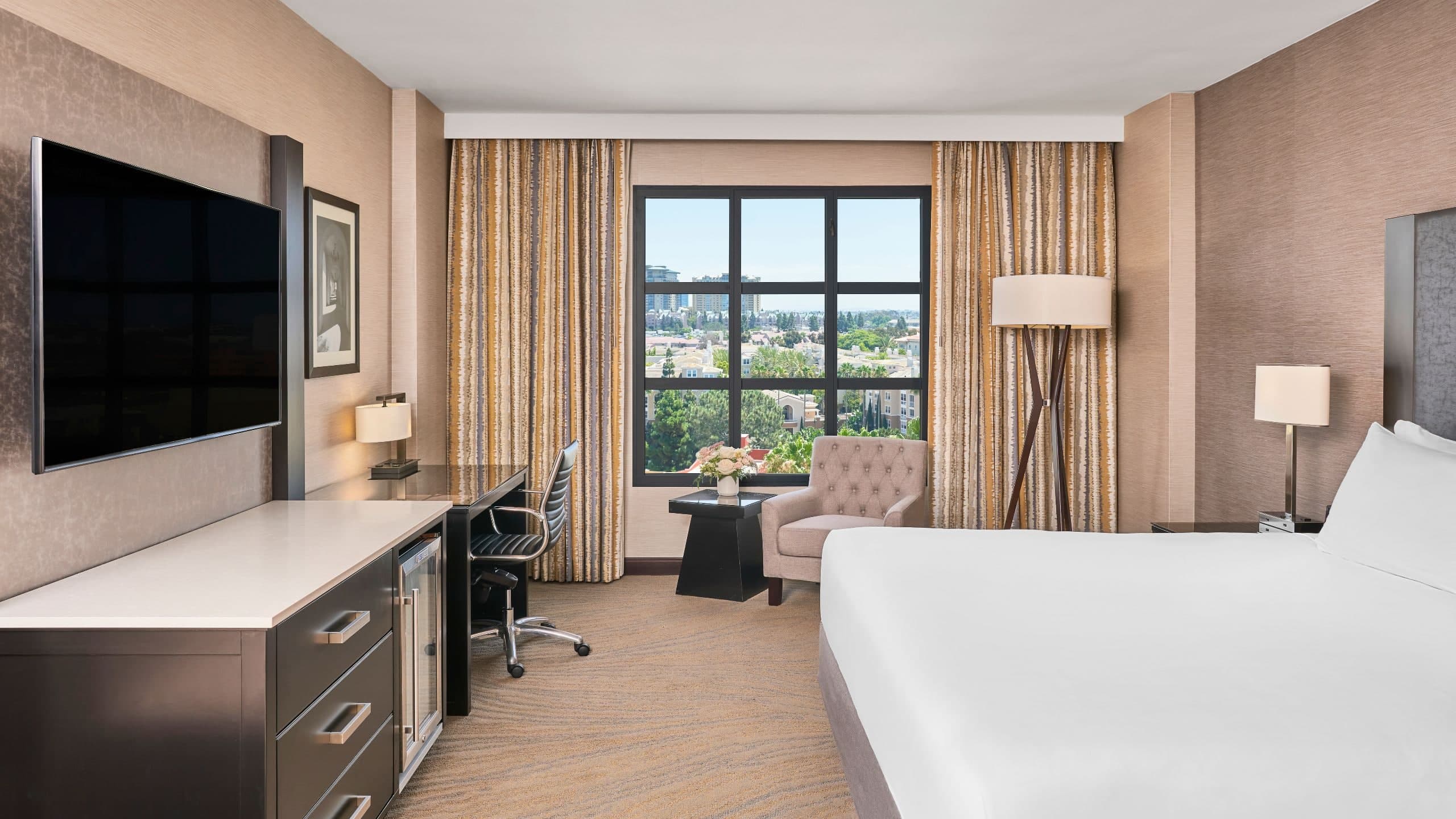 Accessible King Shower - Image 2