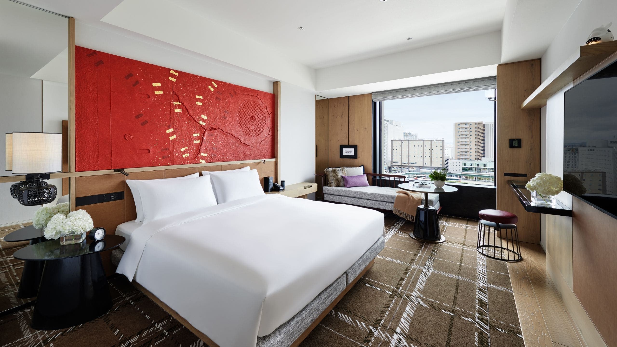 1 King Bed - Image 2