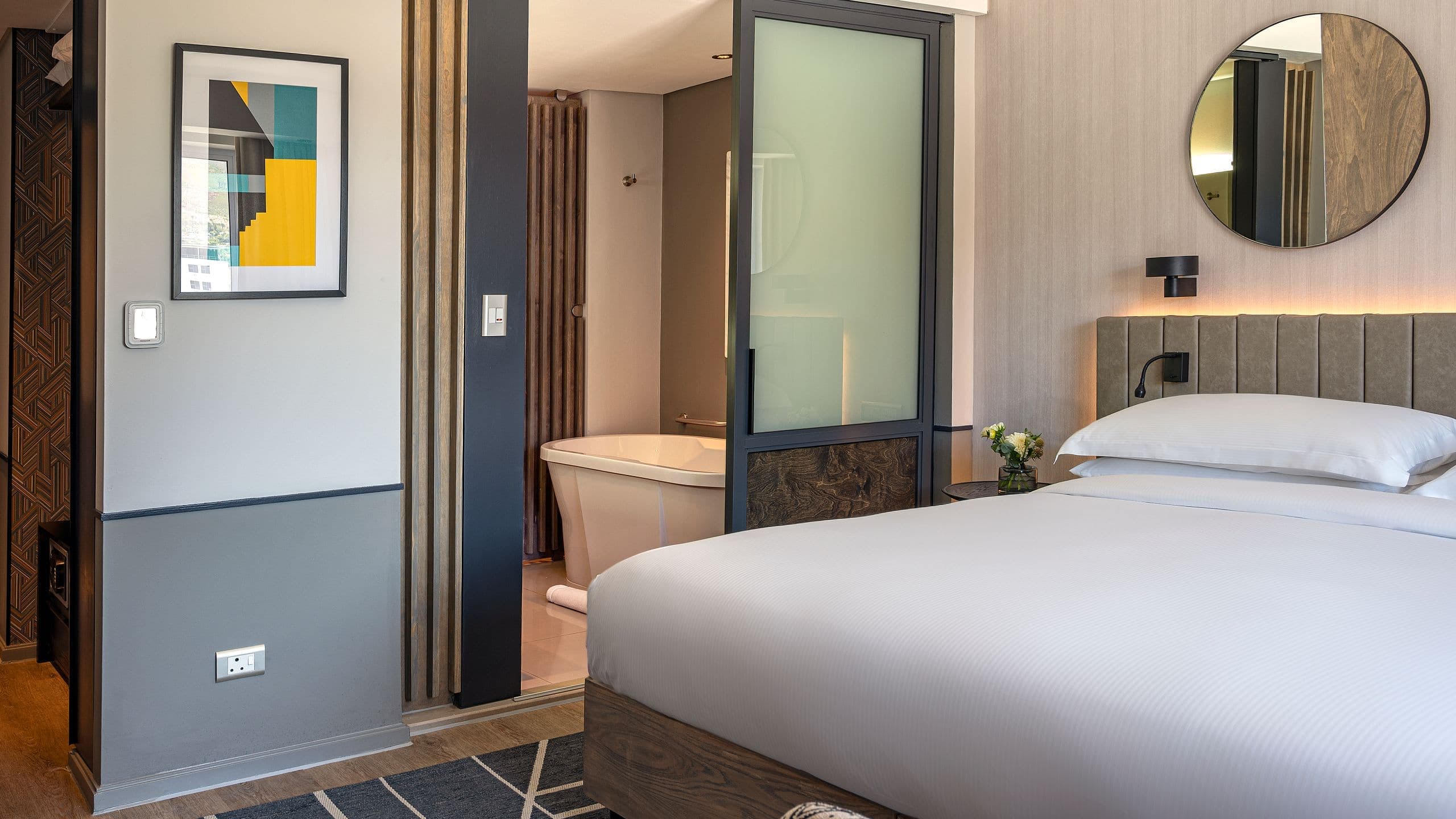 1 King Bed - Image 2