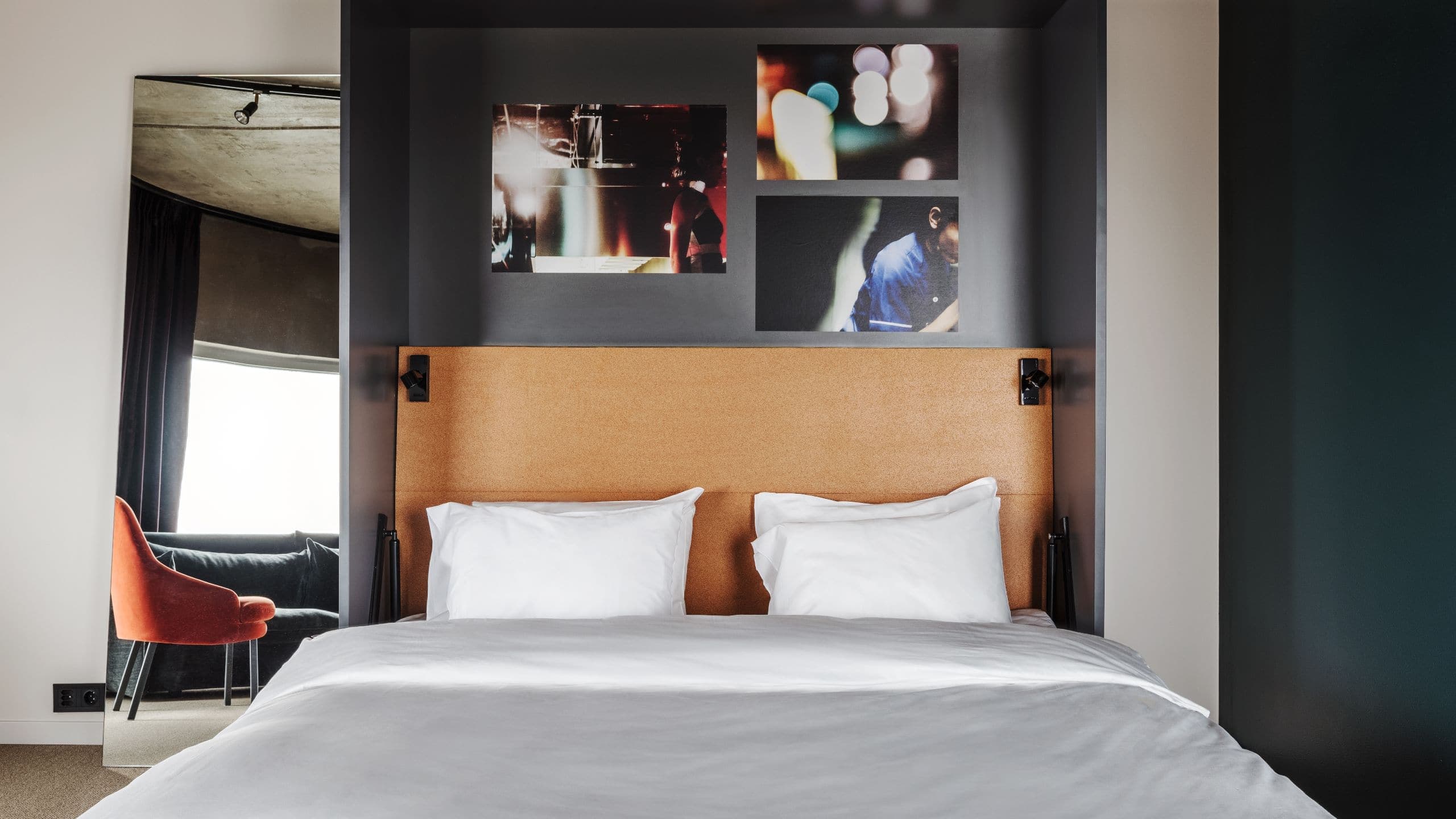 King Bed Junior Suite Ocean View - Image 4