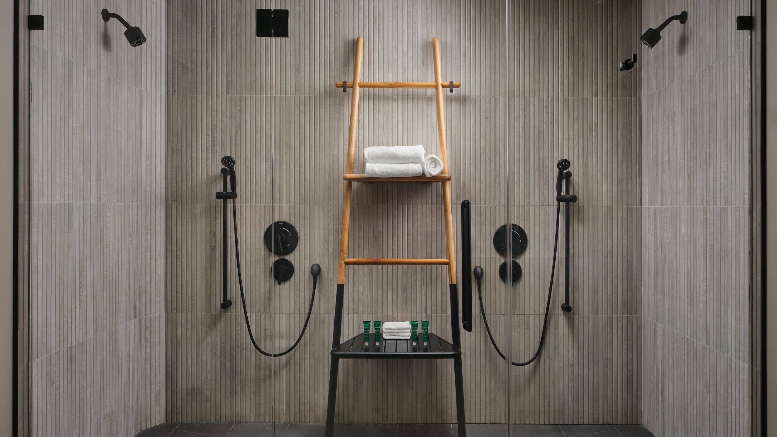 One Bedroom Suite with Ocean View - Image 5