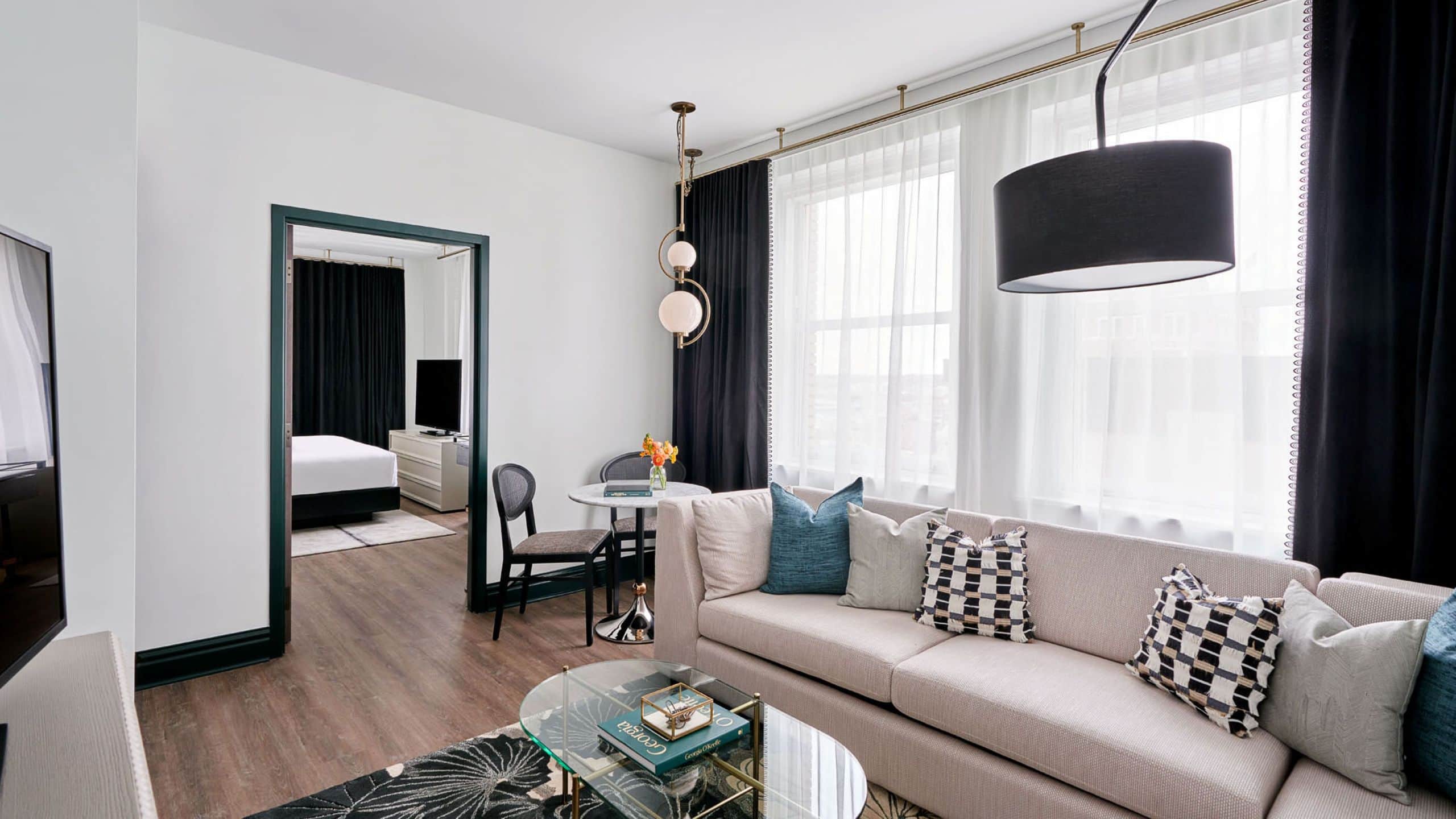 1 Bedroom Suite with 1 King Bed - Image 1