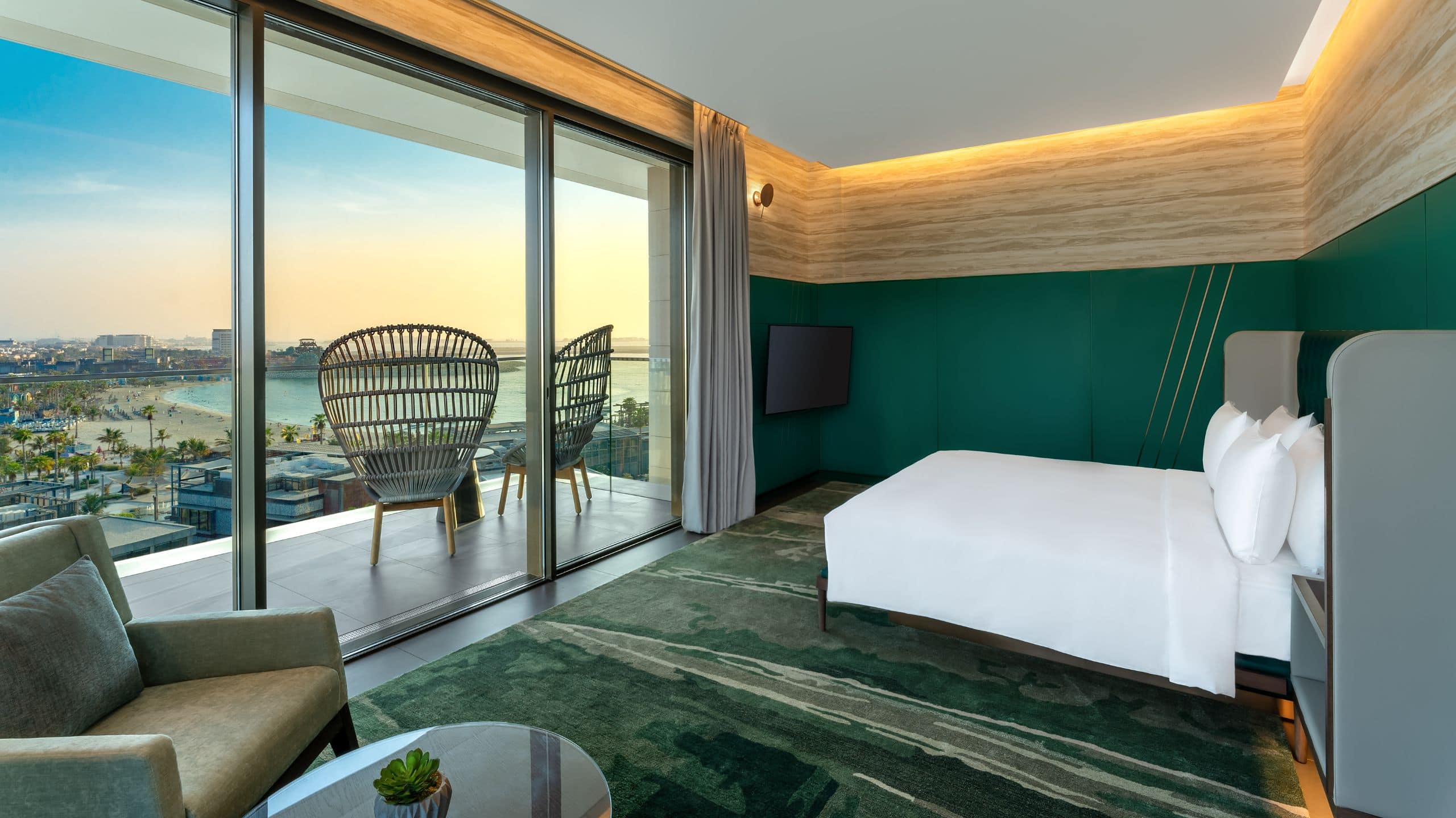 Executive Suite - Image 2