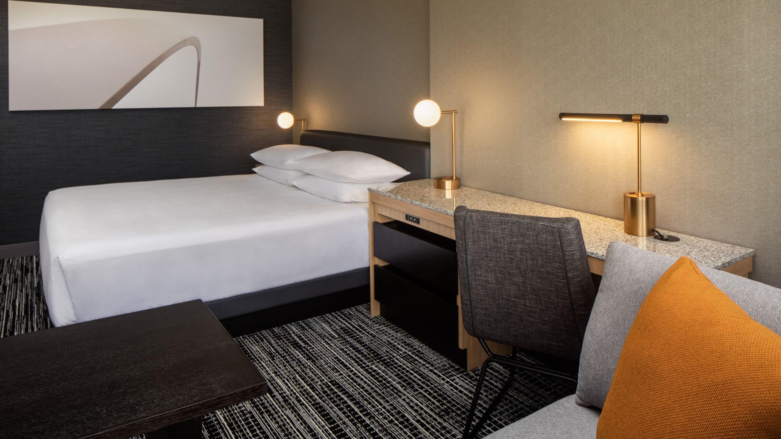 1 King Bed Accessible Shower - Image 1