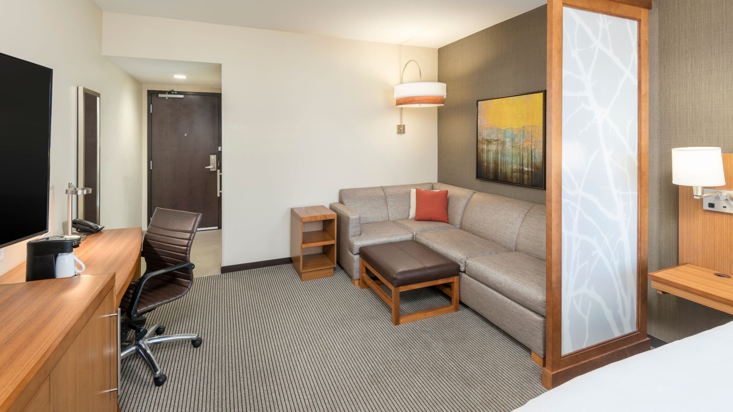 King Bed (Plus Sofa Bed) - Image 3