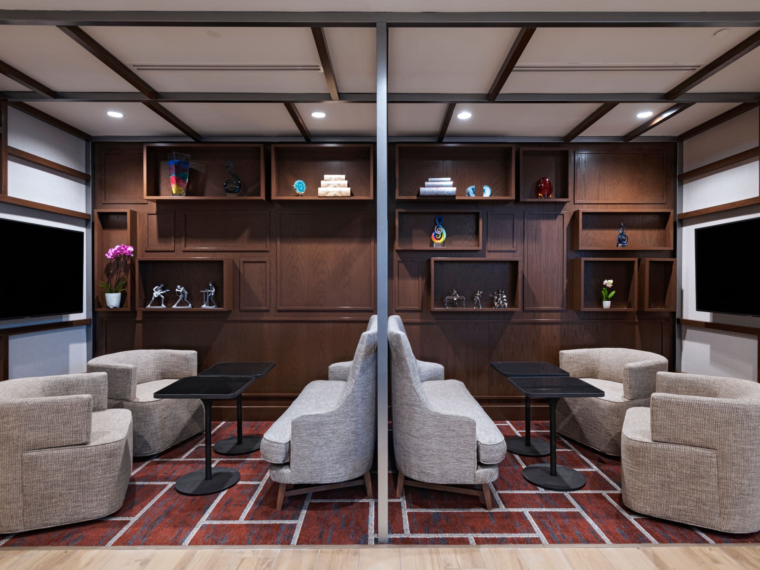 Hyatt Place Austin / Lake Travis / Four Points