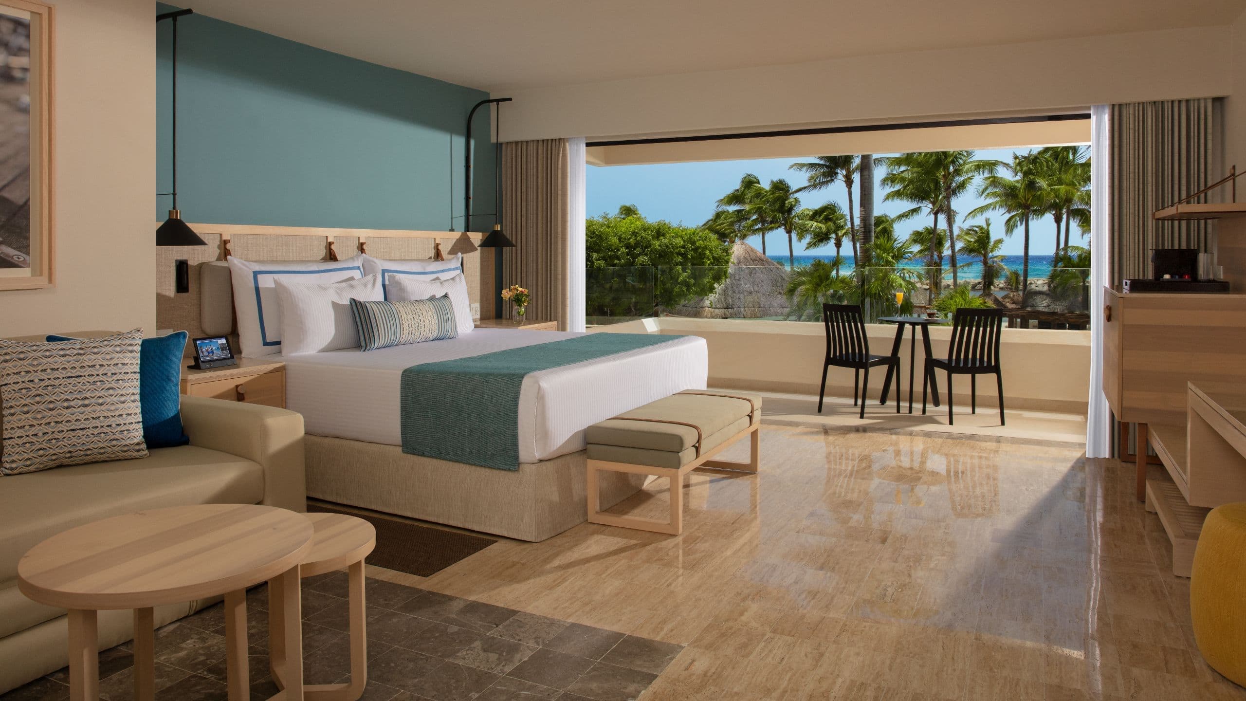 Deluxe King - Image 1