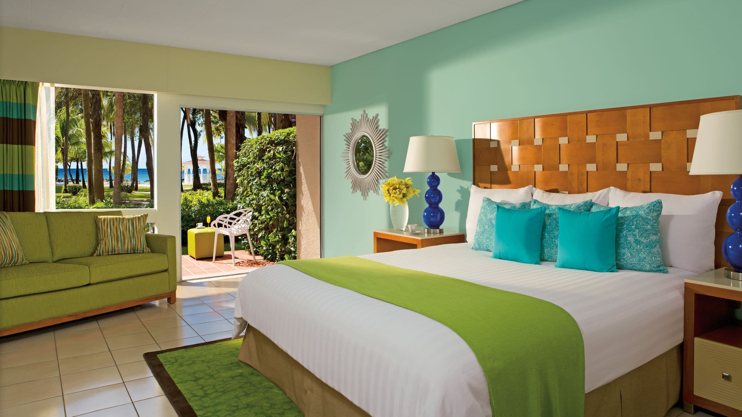 Deluxe Garden View King - Image 1