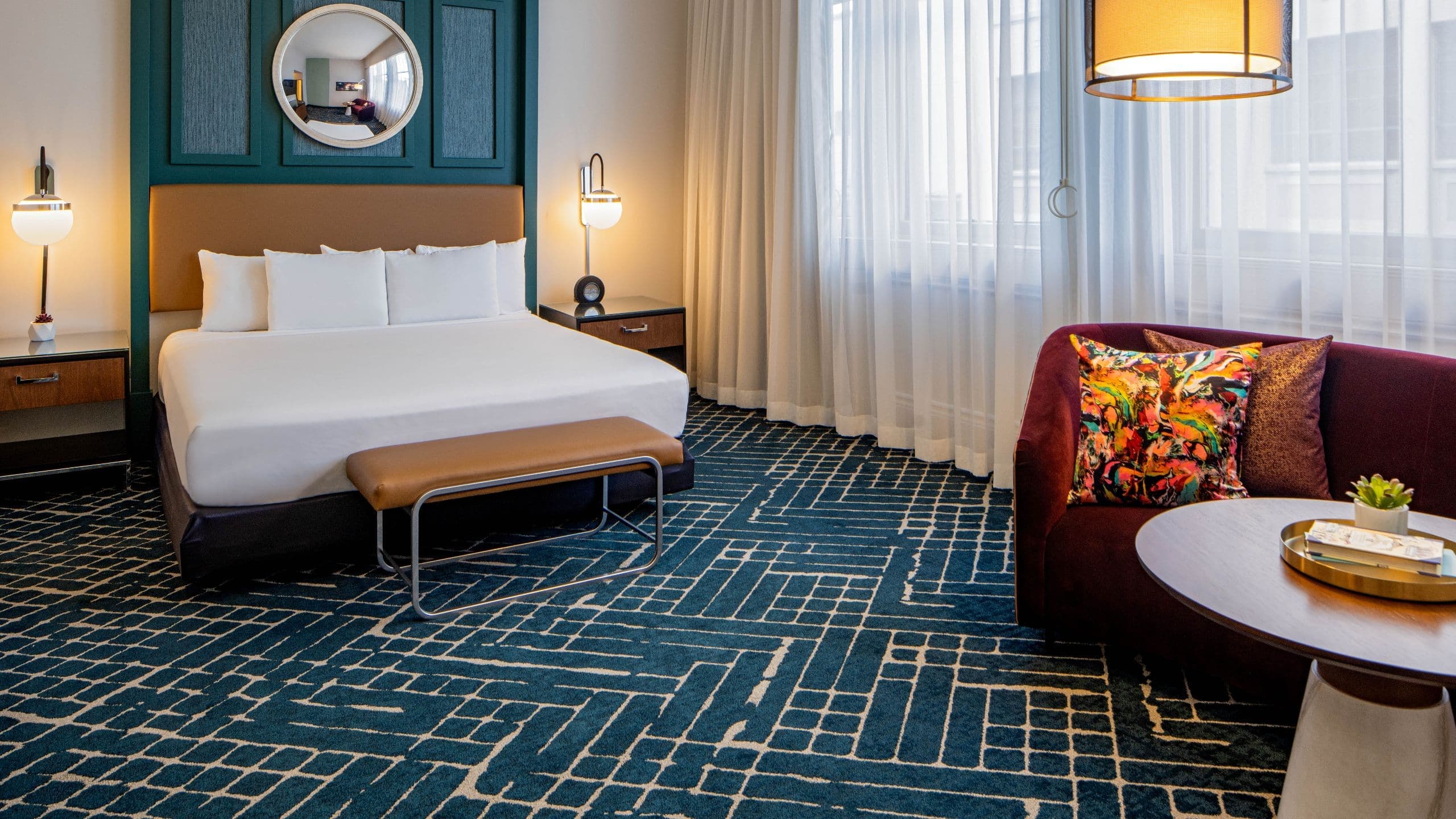 1 King Bed - Image 1