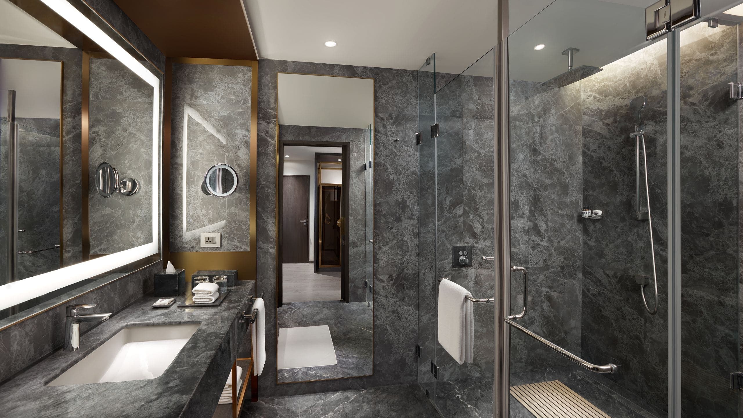 1 King Bed - Image 2