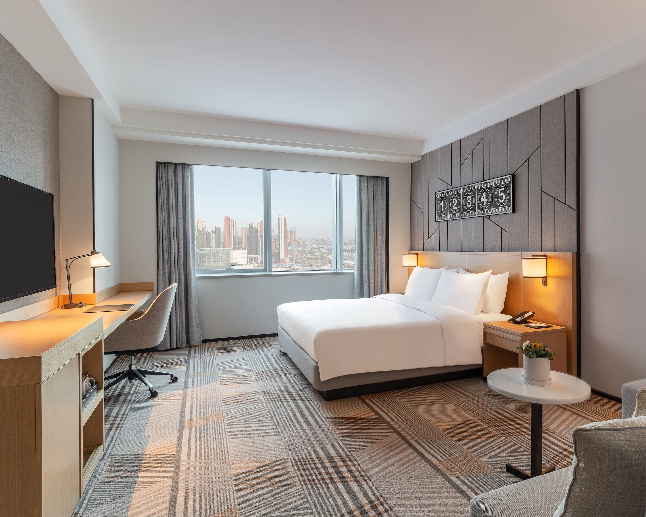 King Bed—with sofa bed - Image 1