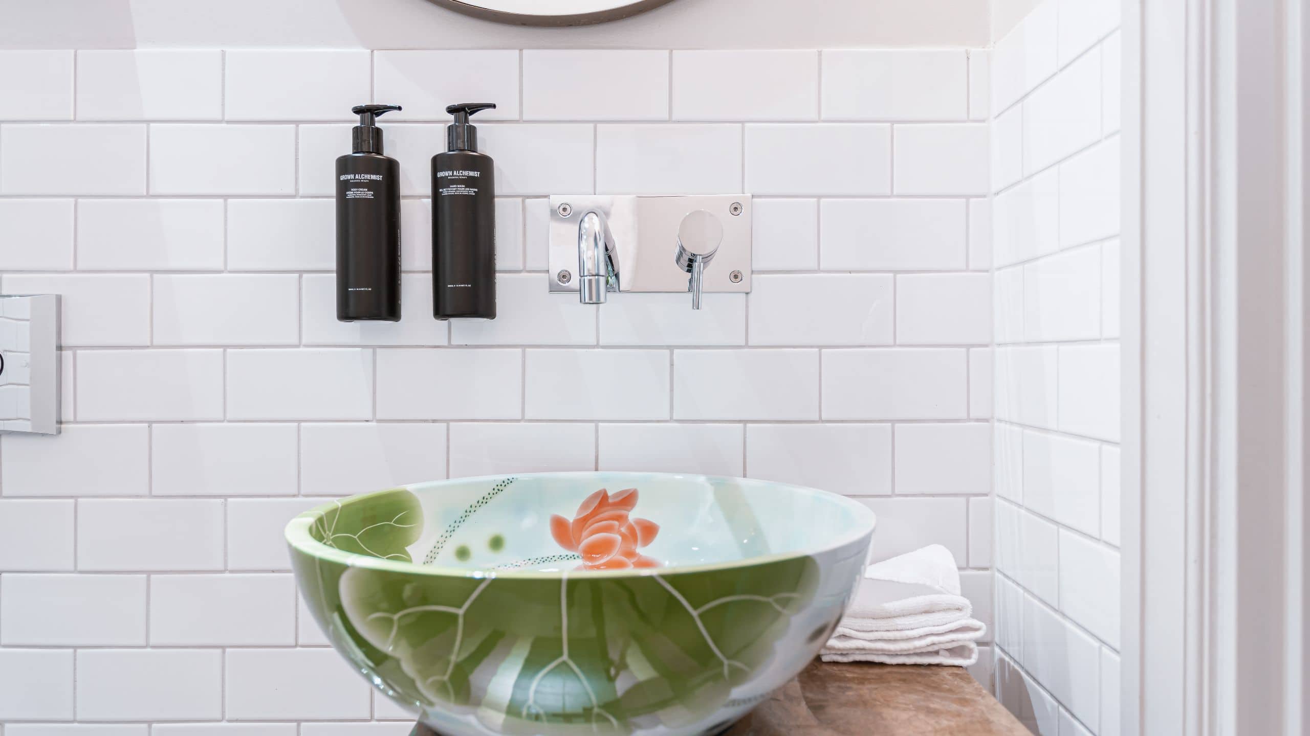 King Bed Room - Image 7