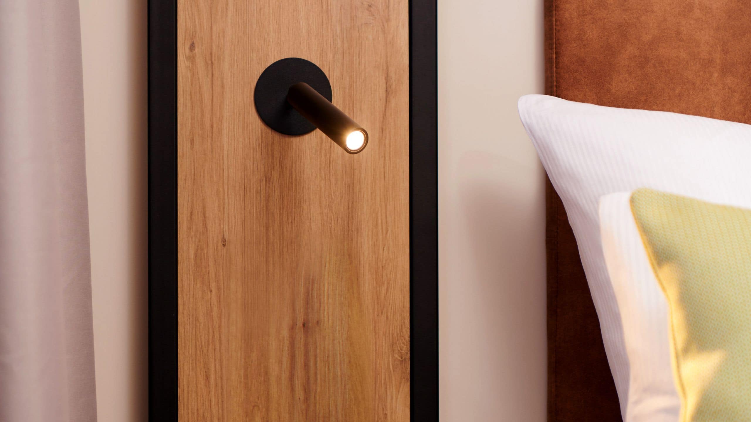 1 King Bed - Image 5