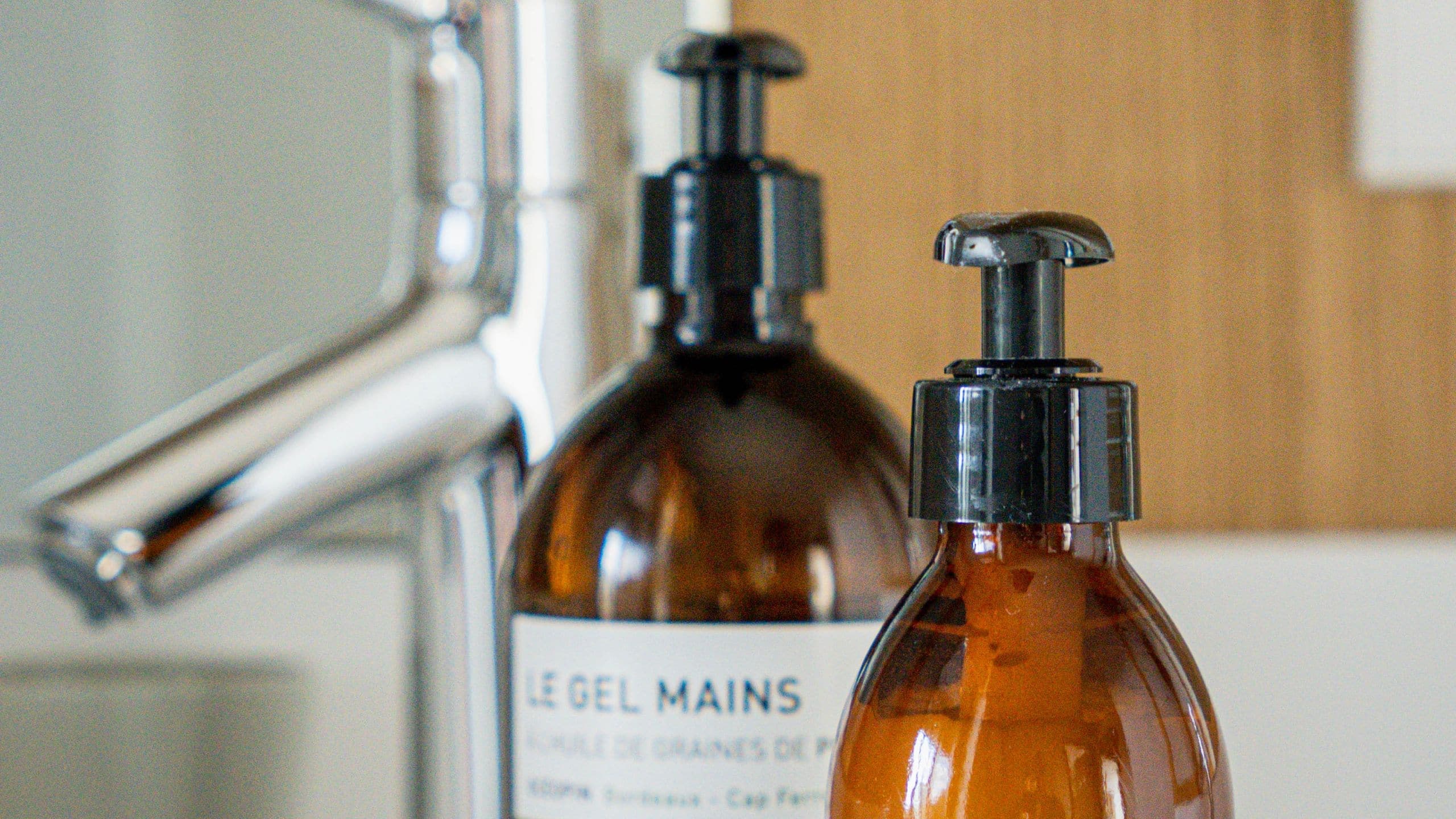 1 King Bed, Standard - Image 5