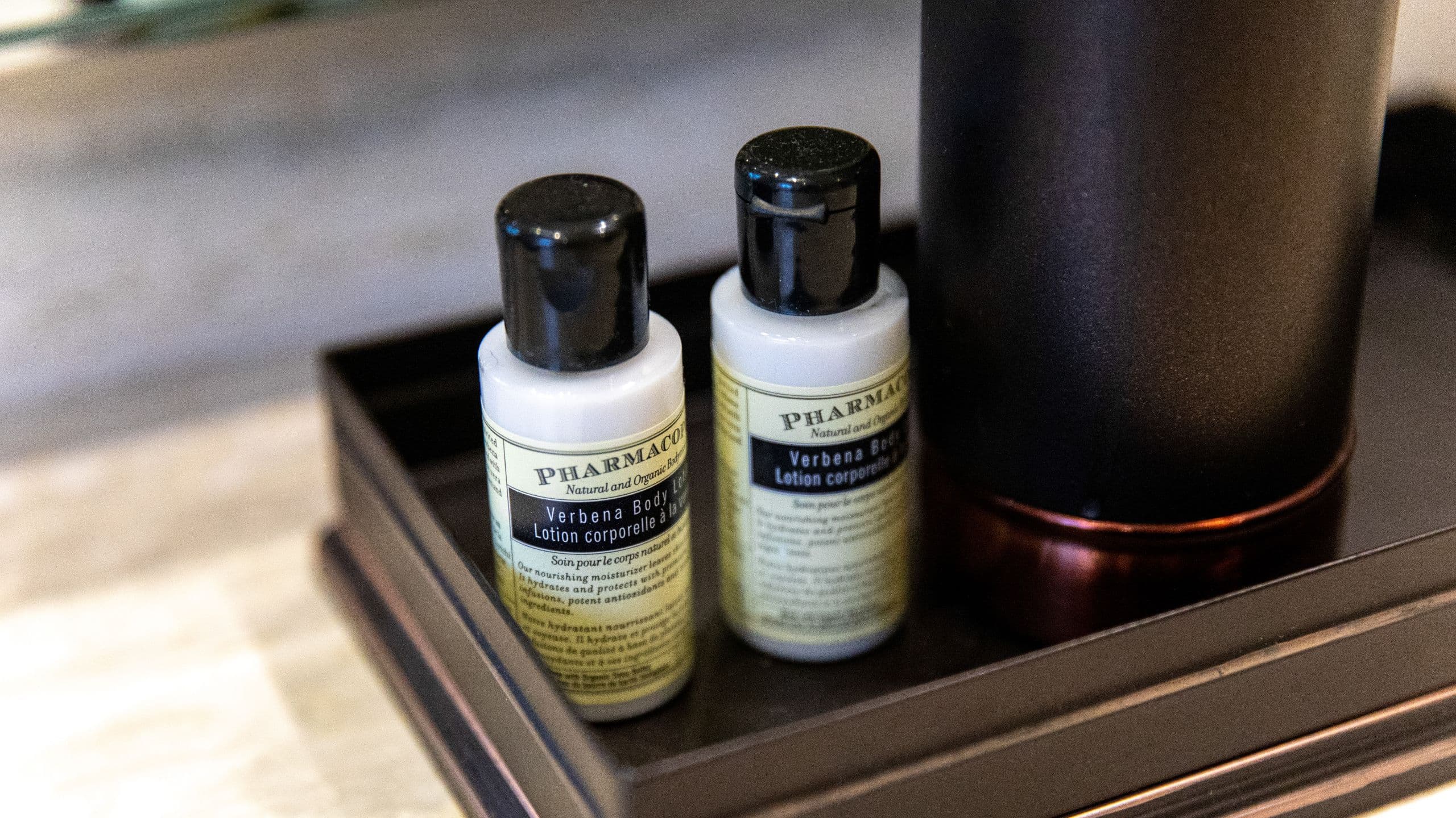 Accessible | 1 Queen Bed with Tub - Image 3